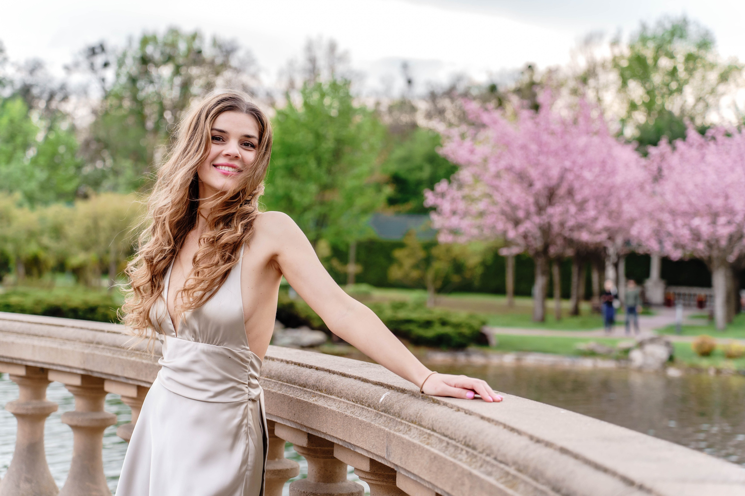 Фотосесія в сакурах. Family photographer in Kiev Natalia Shkavron