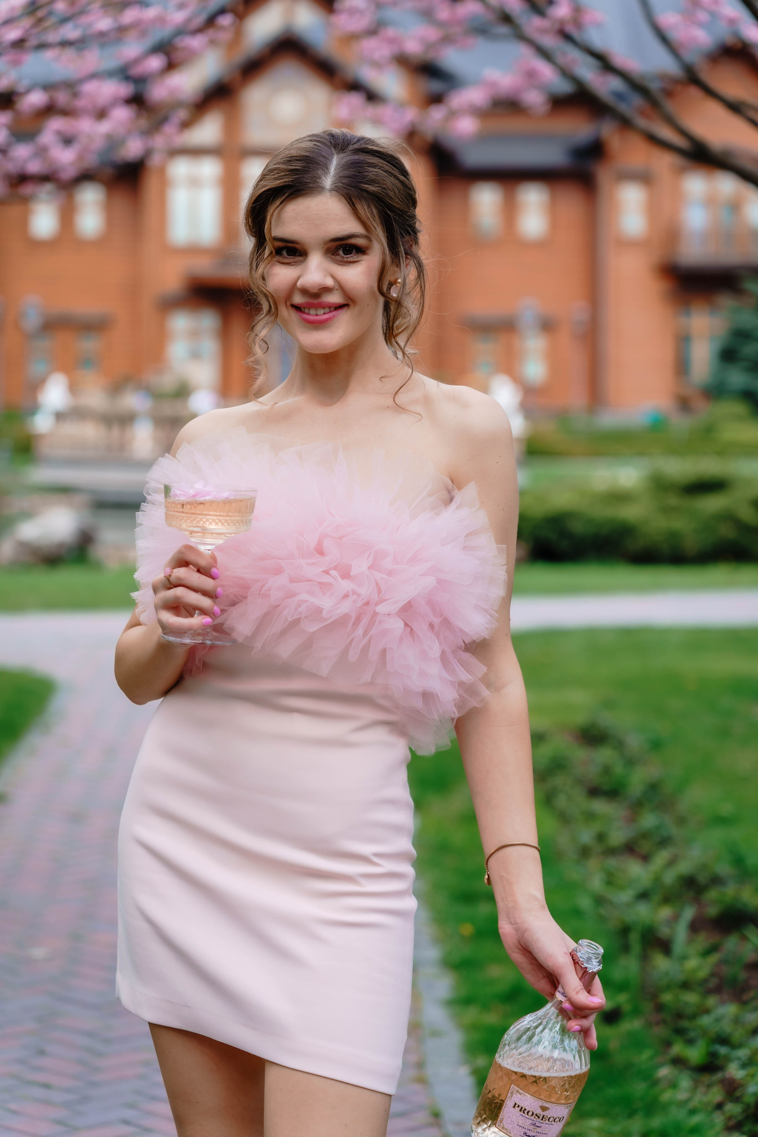 Фотосесія в сакурах. Family photographer in Kiev Natalia Shkavron