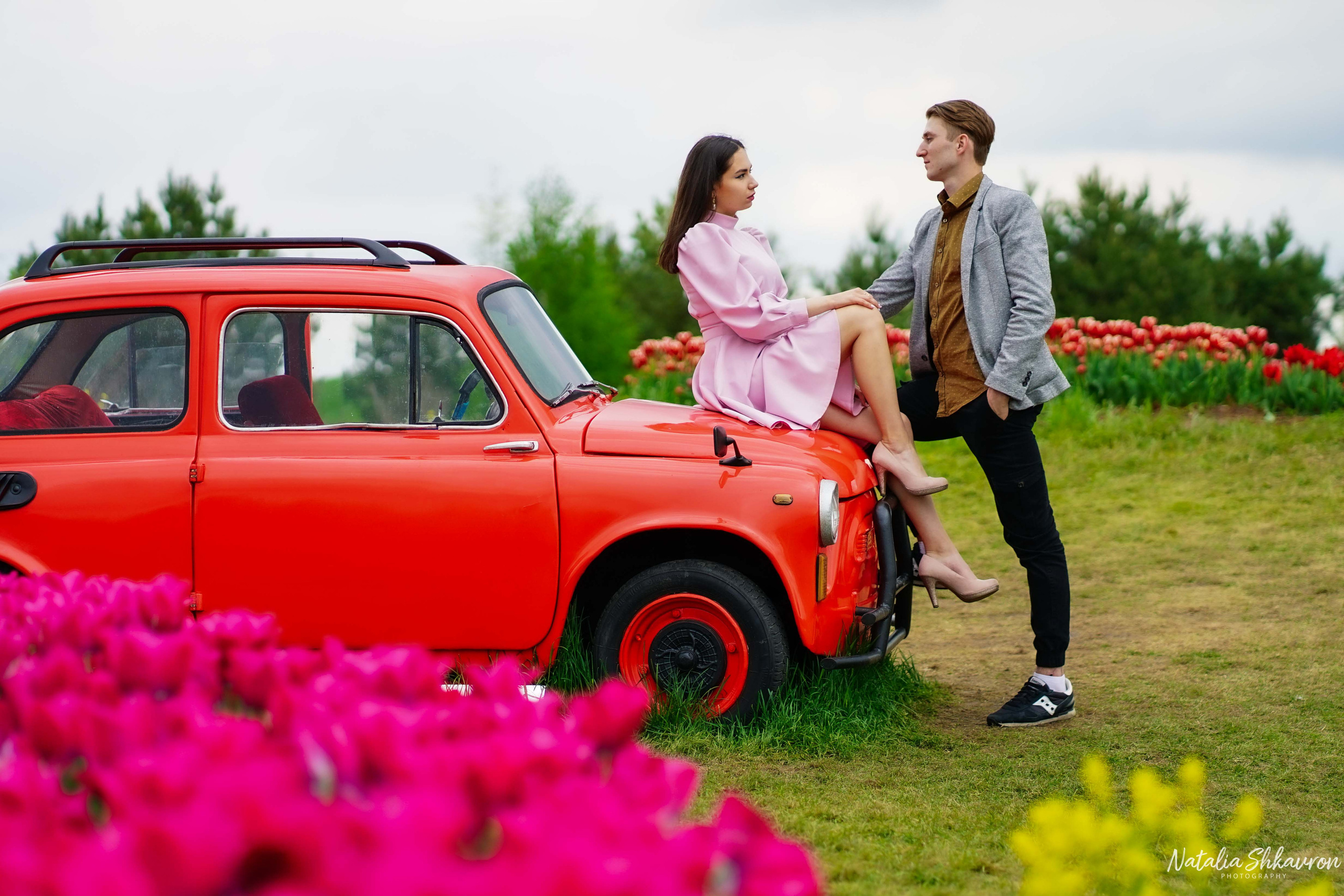 фотосесія в добропарку, фотосесія в тюльпанах, лав стори, фотограф київ, фотограф добропарк, 