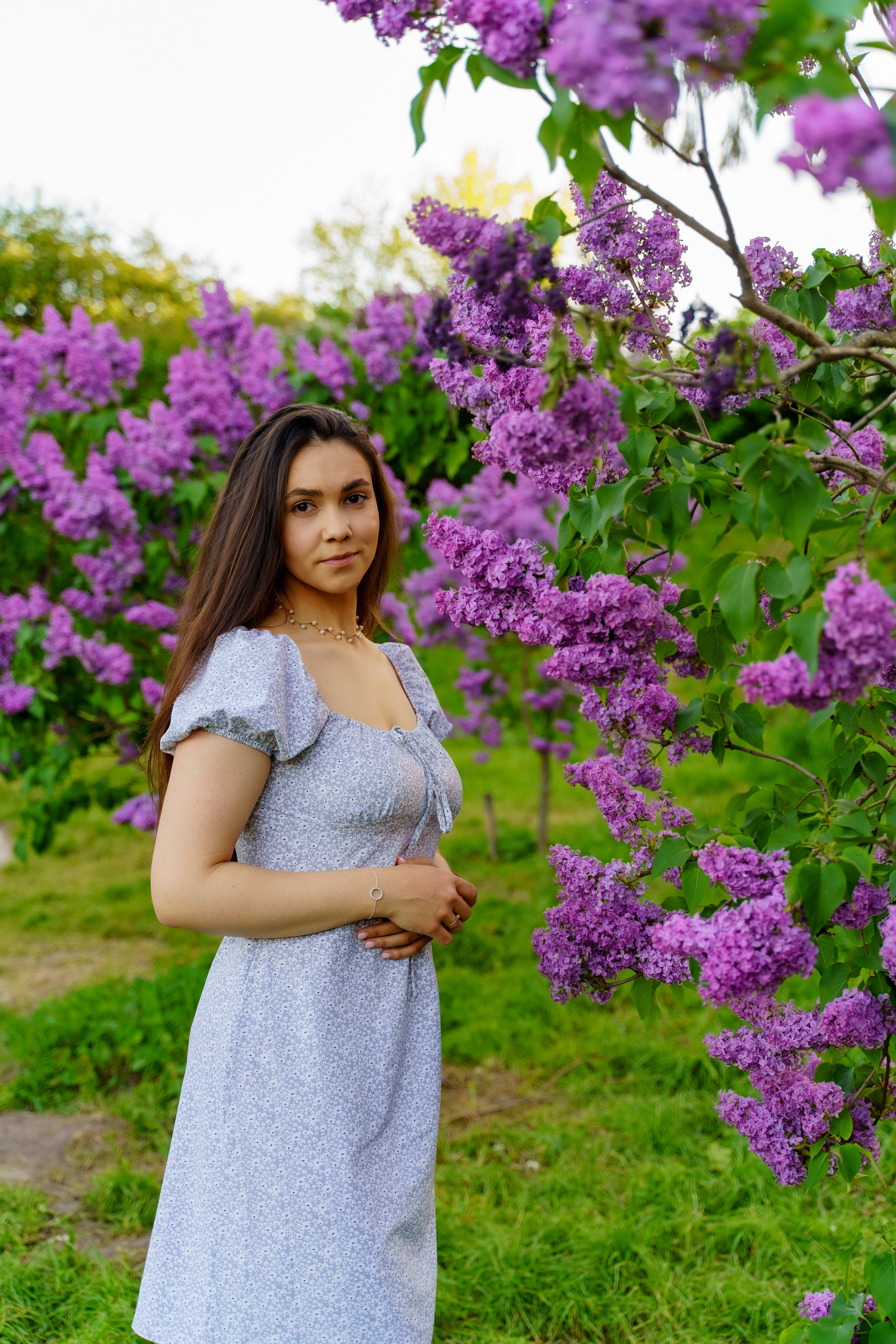 Сімейна фотосесія в бузку Київ. Сімейний фотограф Київ Наталія Шкаврон
