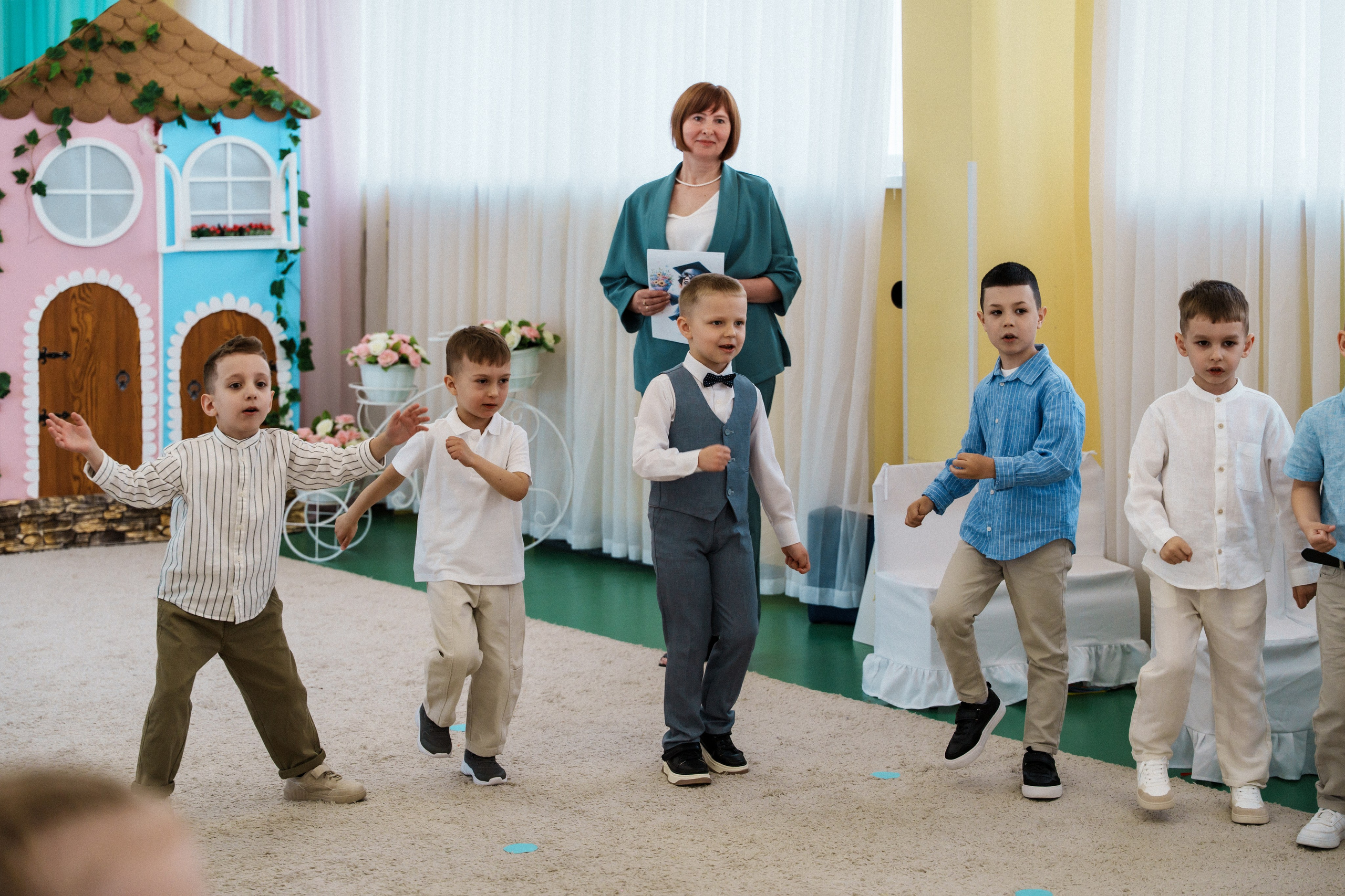 Випускний у садку. Сімейний фотограф Київ Наталія Шкаврон