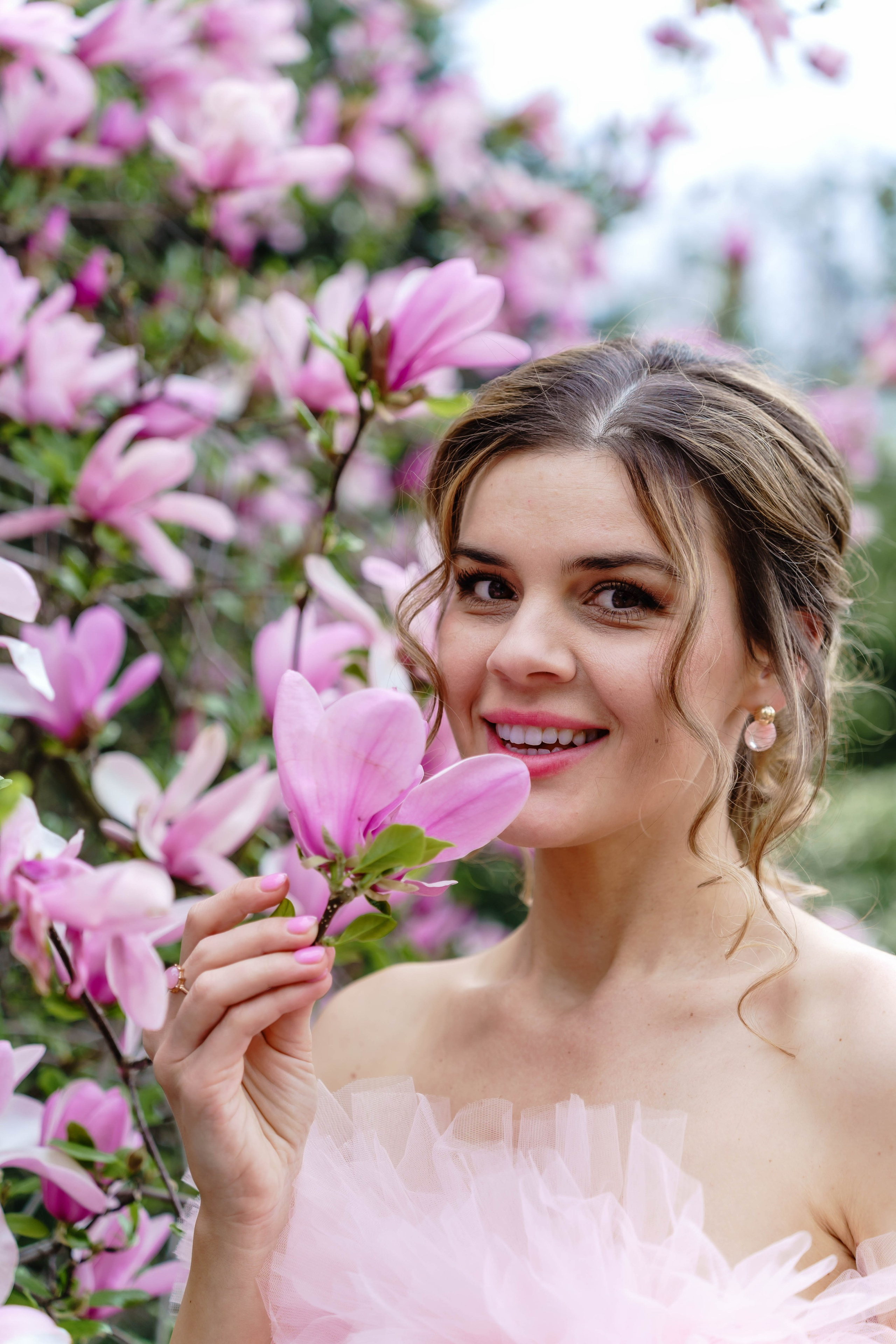 Фотосесія в магноліях. Сімейний фотограф Київ Наталія Шкаврон