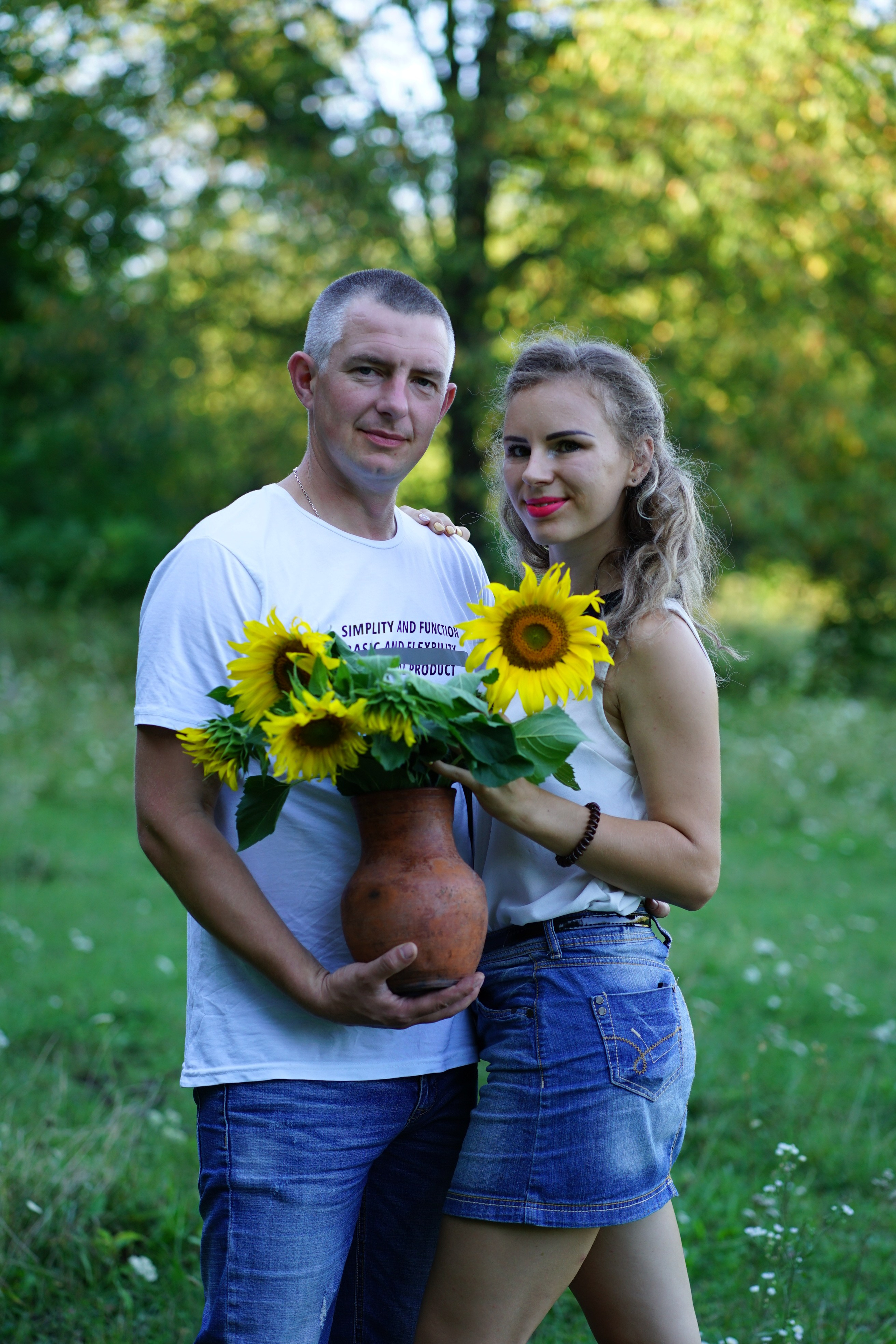 Сімейна фотосесія з кавунами. Family photographer in Kiev Natalia Shkavron