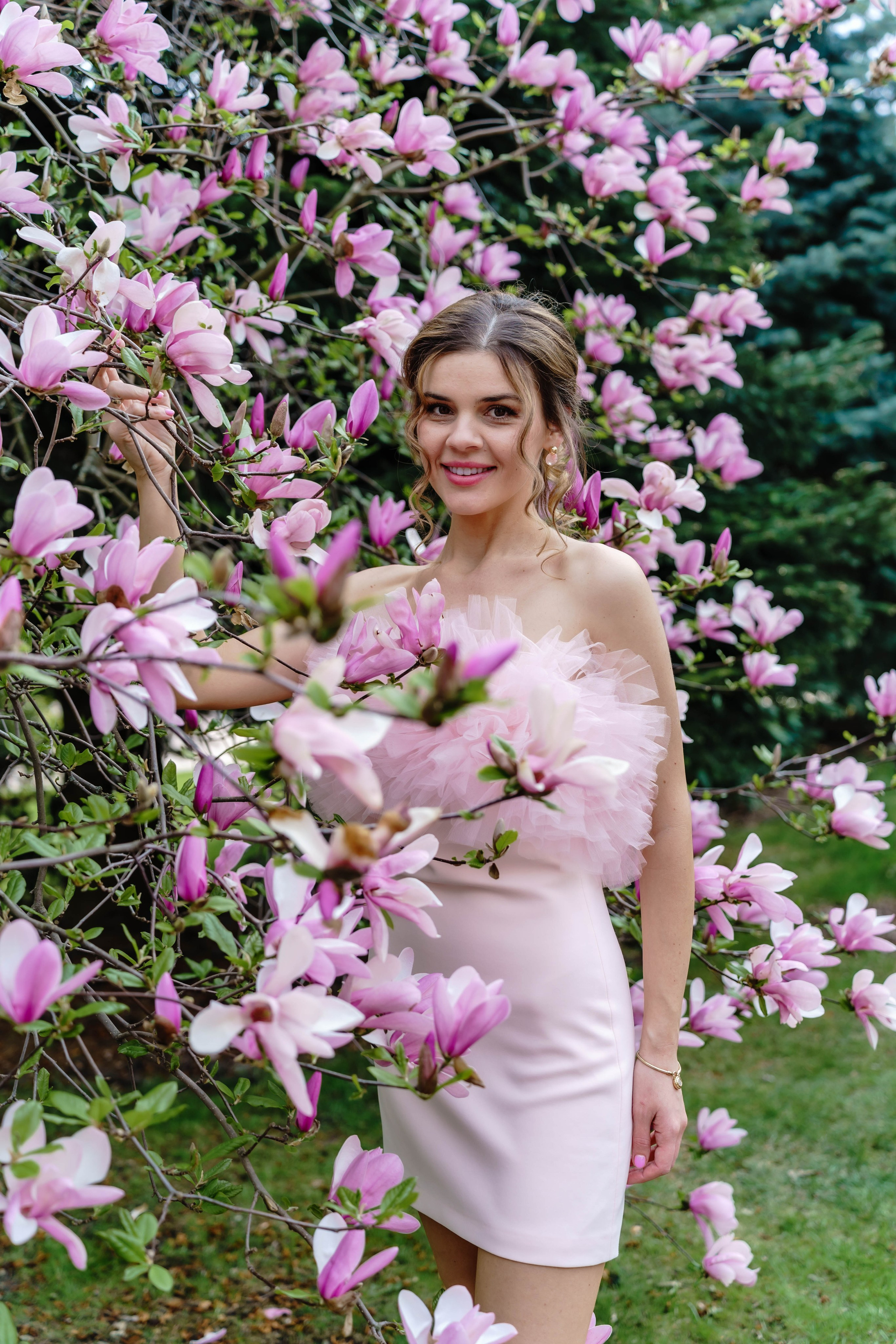 Фотосесія в магноліях. Сімейний фотограф Київ Наталія Шкаврон