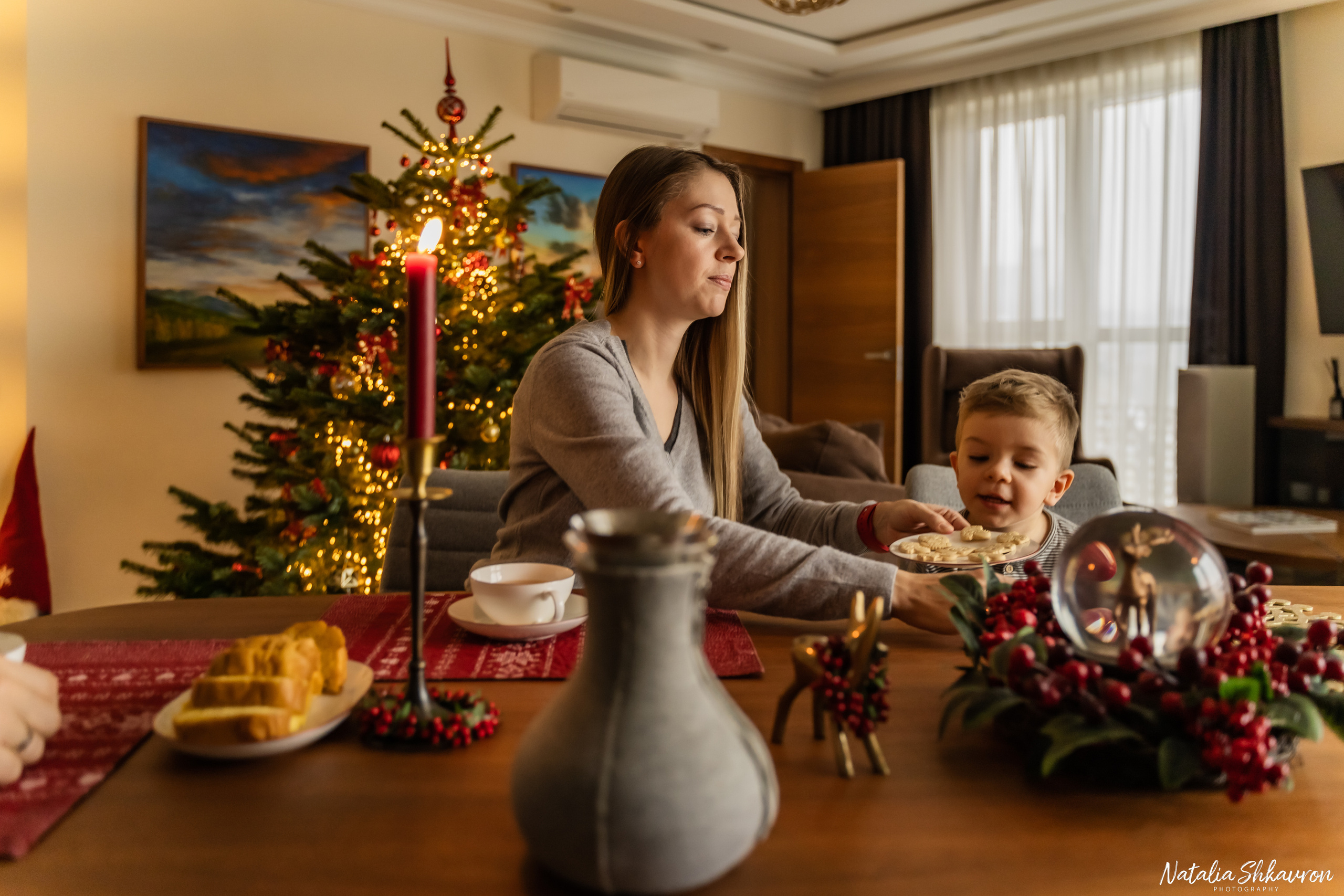 Новорічна фотосесія вдома. Сімейний фотограф Київ Наталія Шкаврон