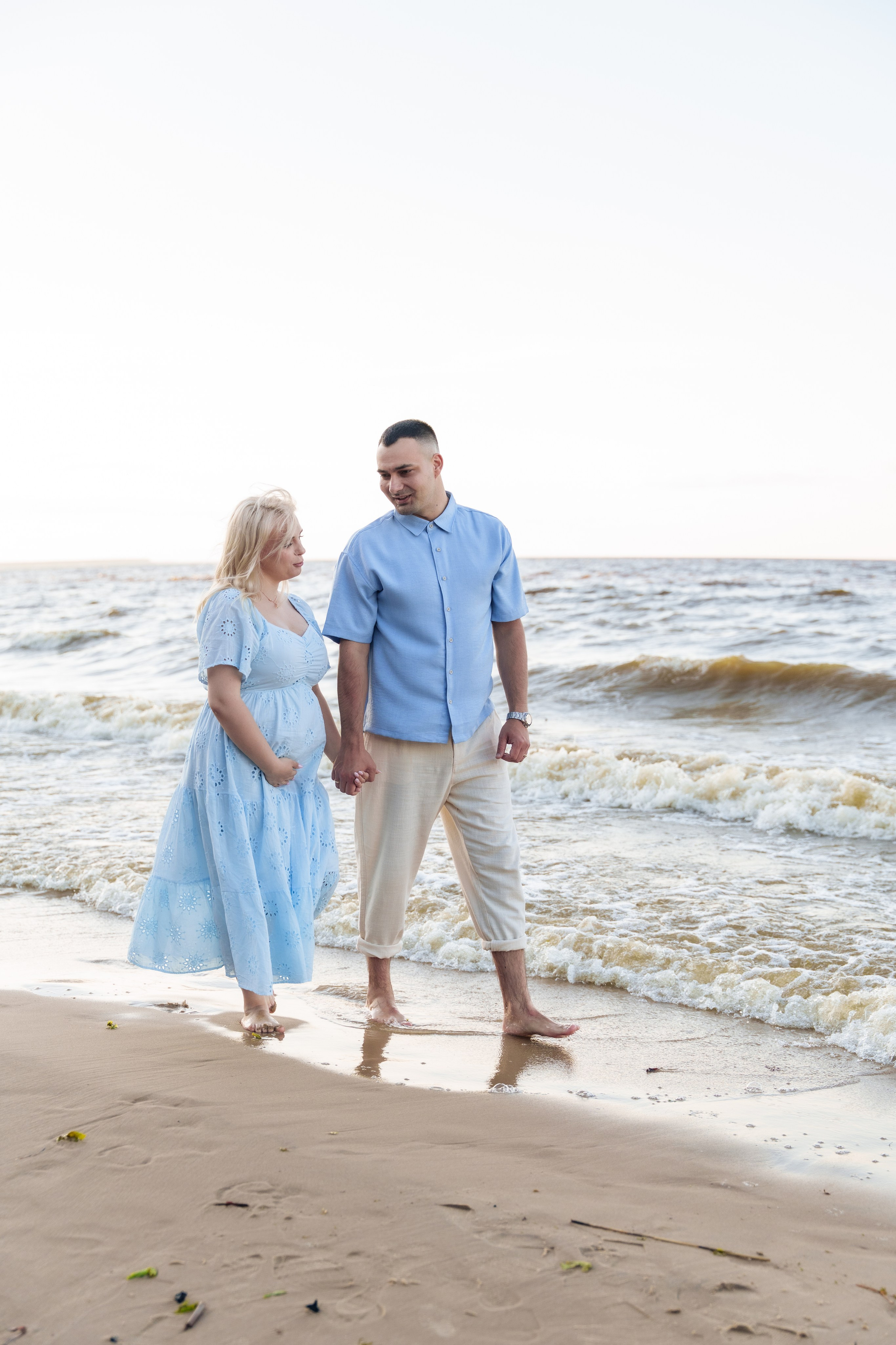 Гендер паті на Київському морі. Family photographer in Kiev Natalia Shkavron