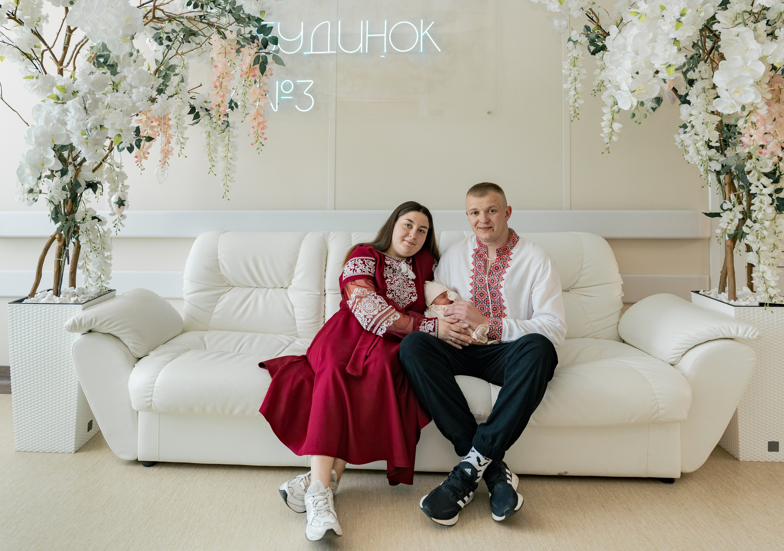Виписка з пологового №3. Сімейний фотограф Київ Наталія Шкаврон