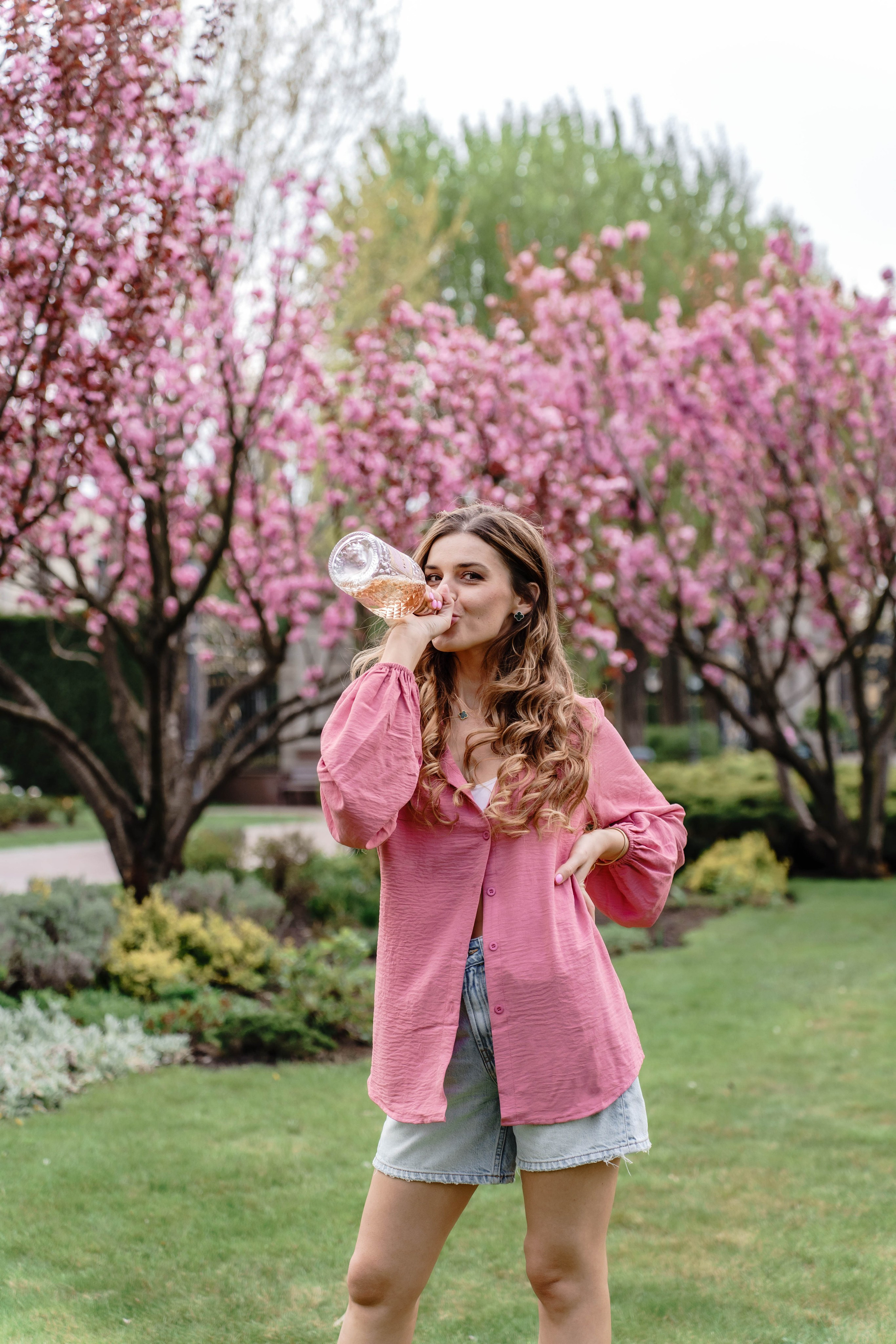 Фотосесія в сакурах. Family photographer in Kiev Natalia Shkavron