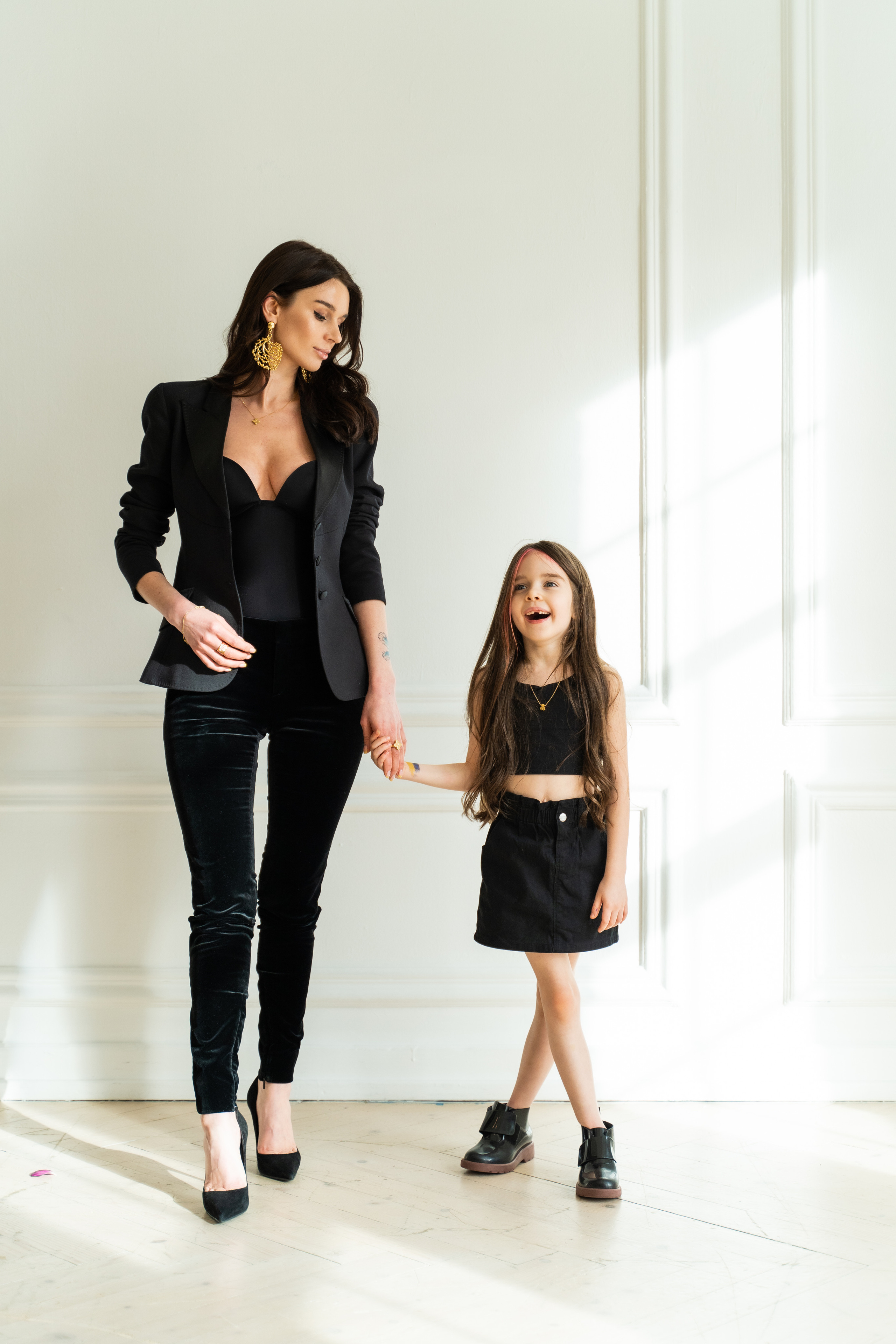 Фотосесія мама та доня до дня 8 березня. Family photographer in Kiev Natalia Shkavron