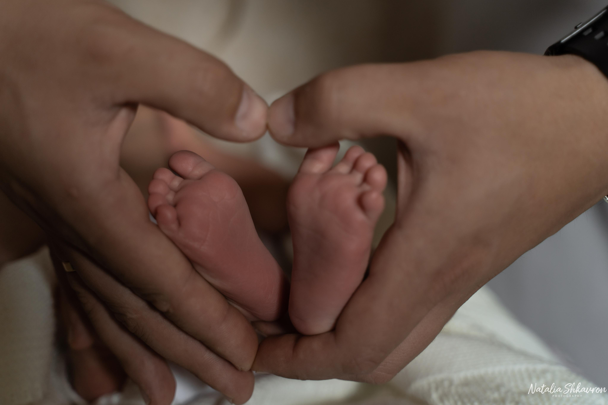 Домашня фотосесія новонародженого. Family photographer in Kiev Natalia Shkavron