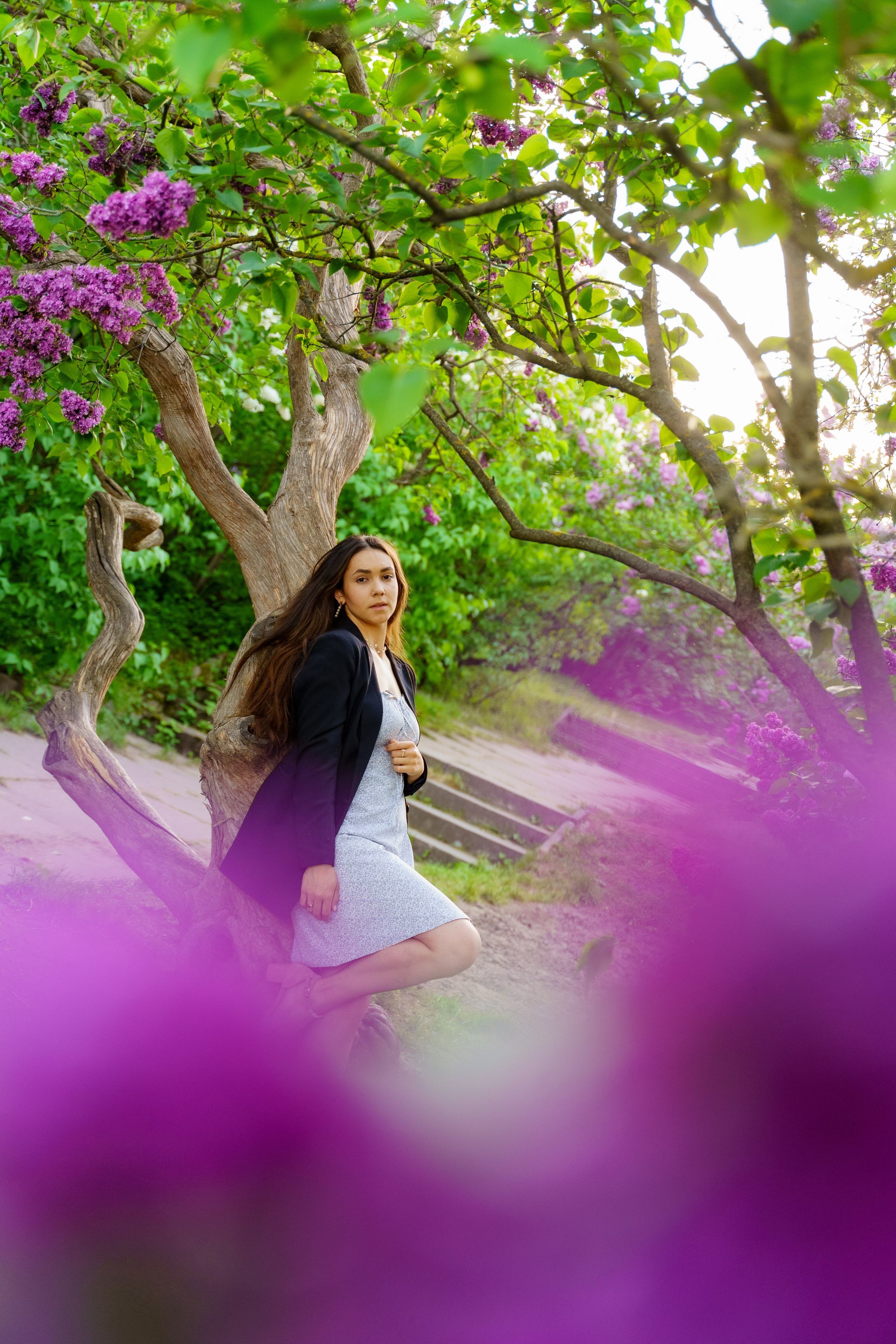 Сімейна фотосесія в бузку Київ. Сімейний фотограф Київ Наталія Шкаврон