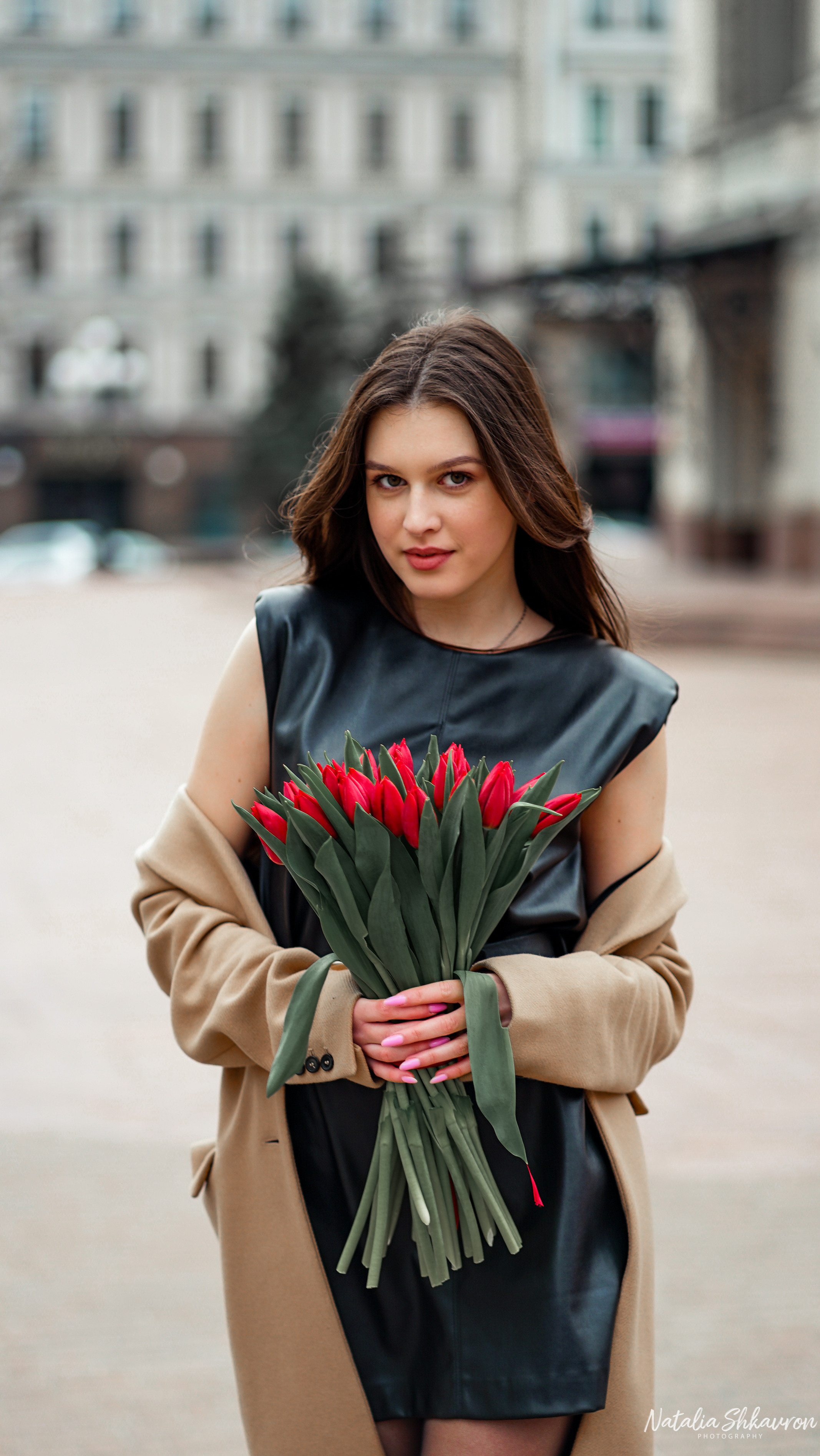 Індивідуальна фотосесія біля Оперного театру Київ. Сімейний фотограф Київ Наталія Шкаврон