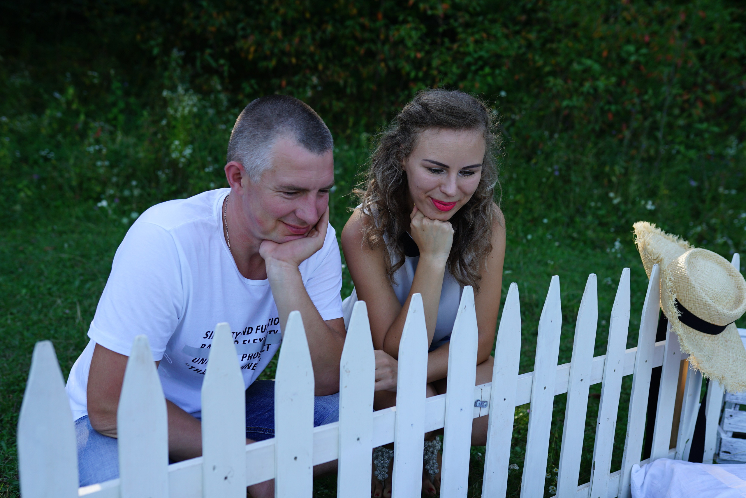 Сімейна фотосесія з кавунами. Family photographer in Kiev Natalia Shkavron