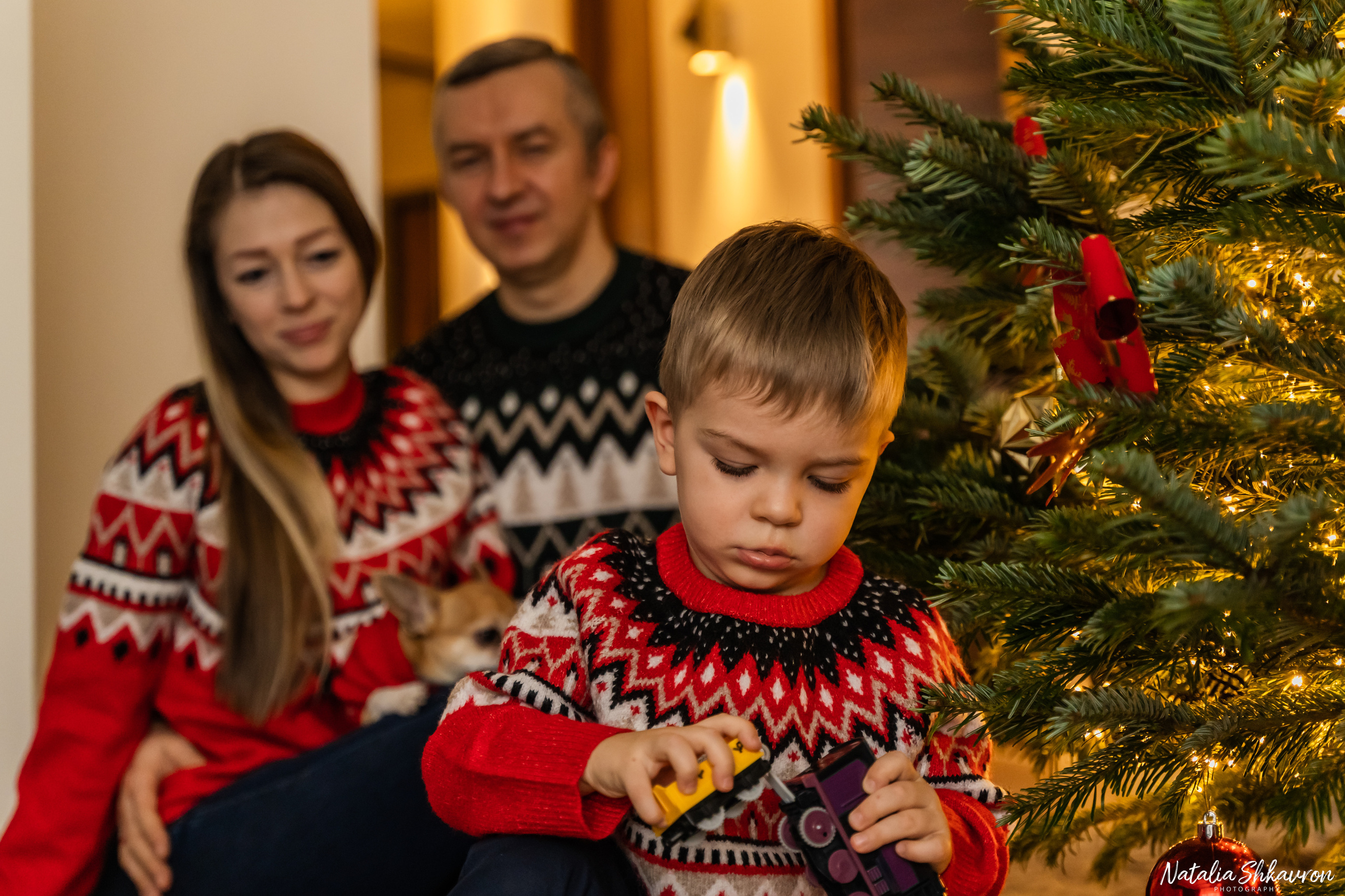 Новорічна фотосесія вдома. Сімейний фотограф Київ Наталія Шкаврон