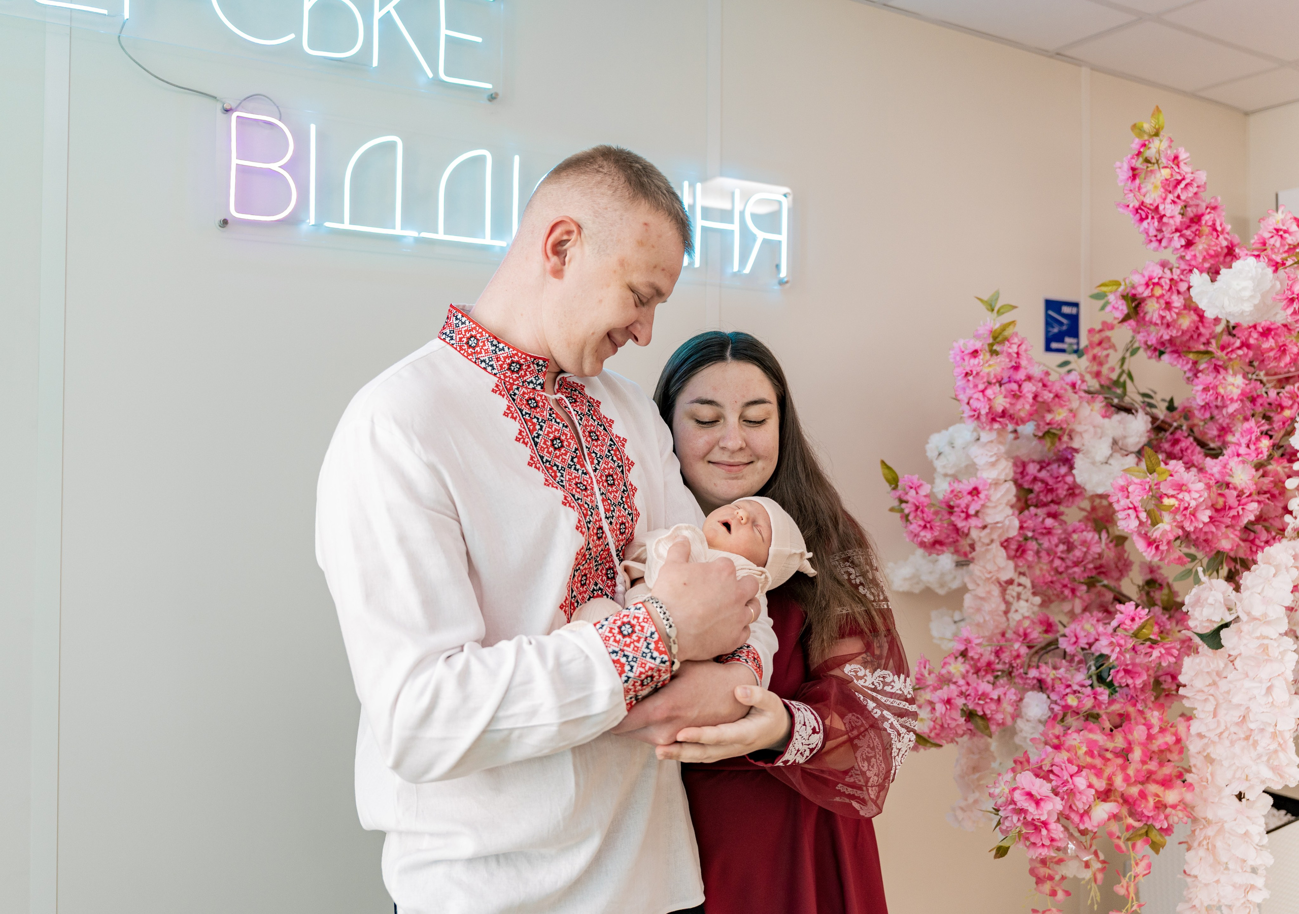 Виписка з пологового №3. Сімейний фотограф Київ Наталія Шкаврон