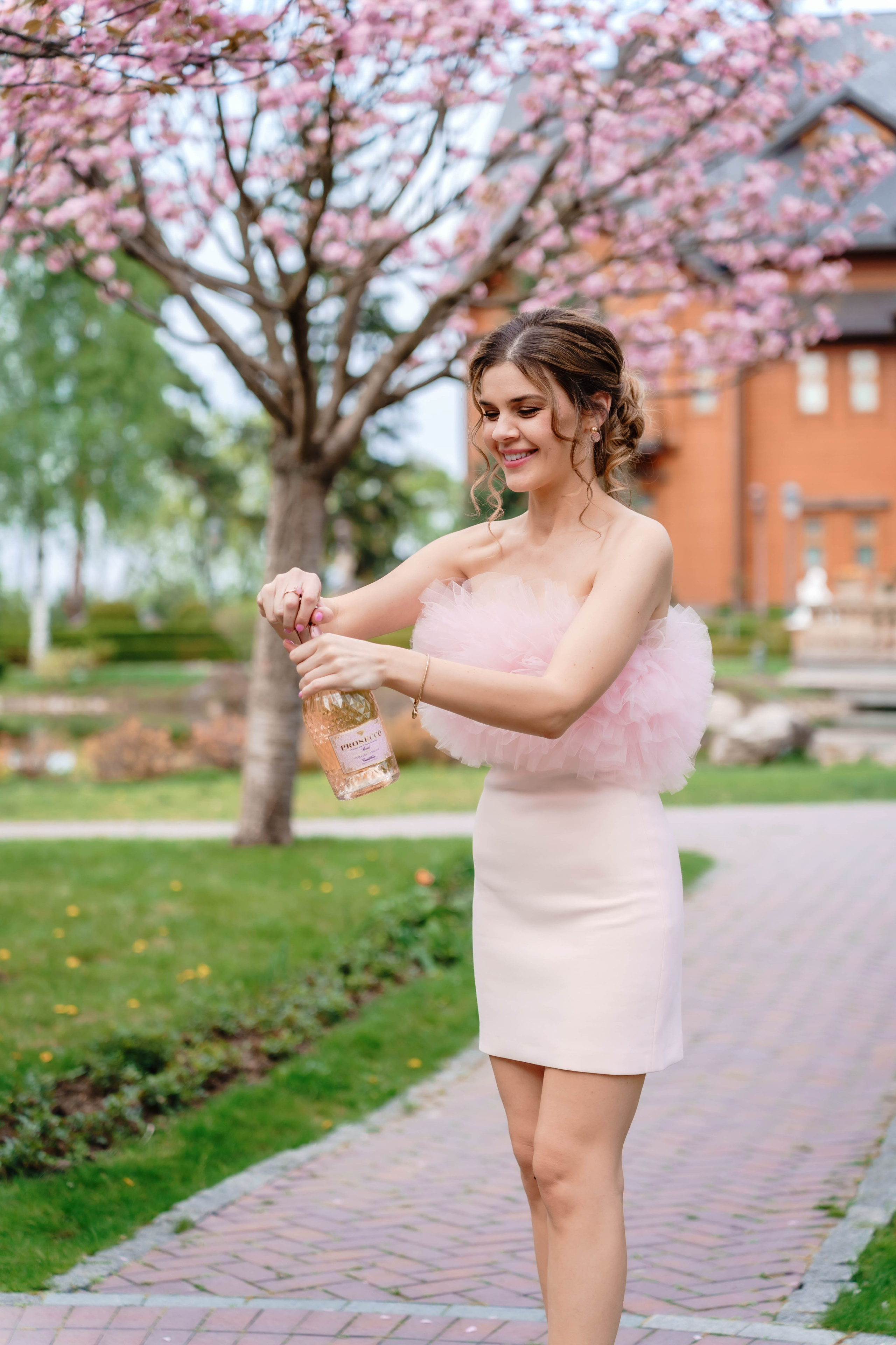 Фотосесія в сакурах. Family photographer in Kiev Natalia Shkavron