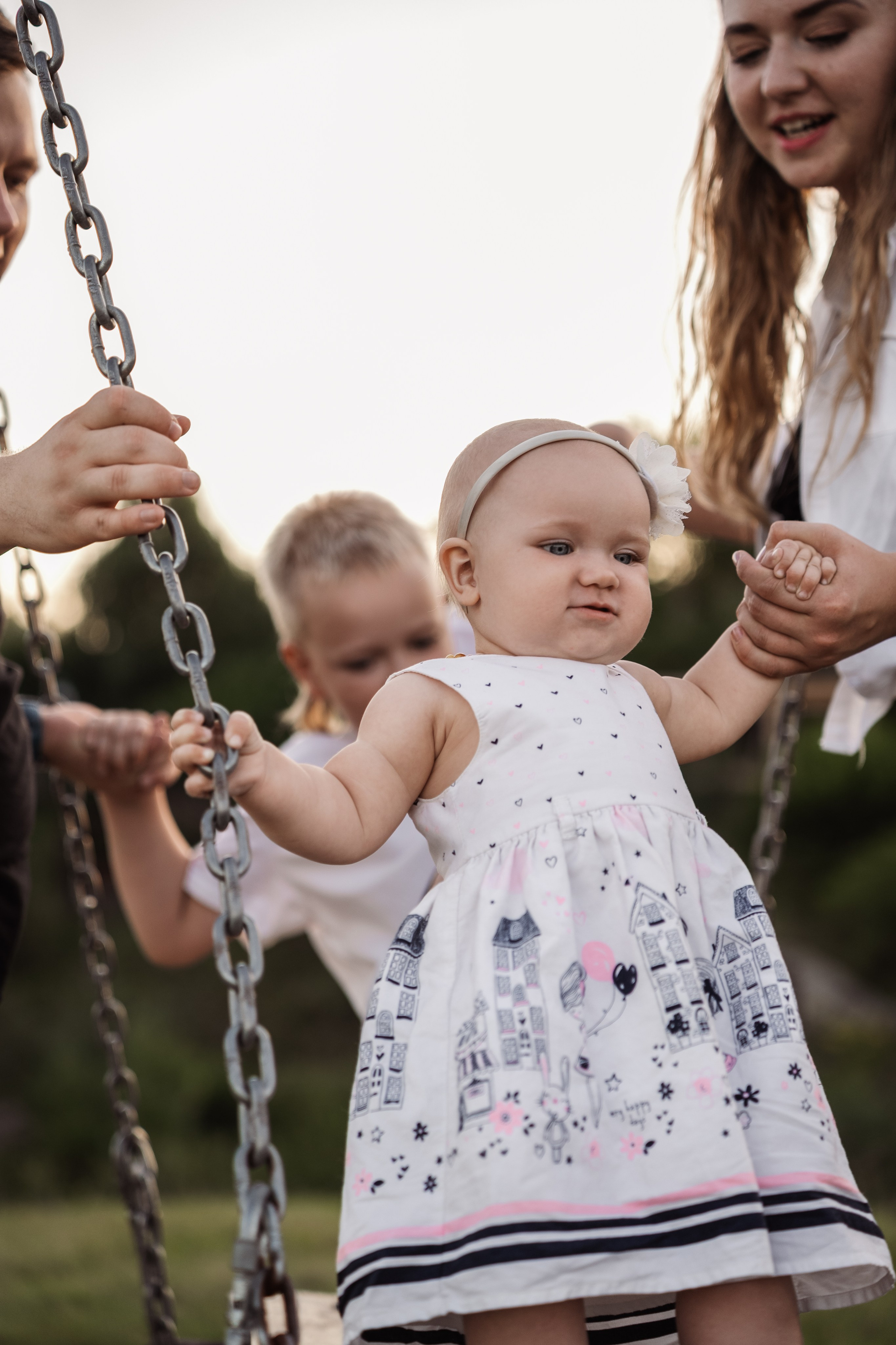 Святкування 1-го дня народження на овечій фермі. Family photographer in Kiev Natalia Shkavron