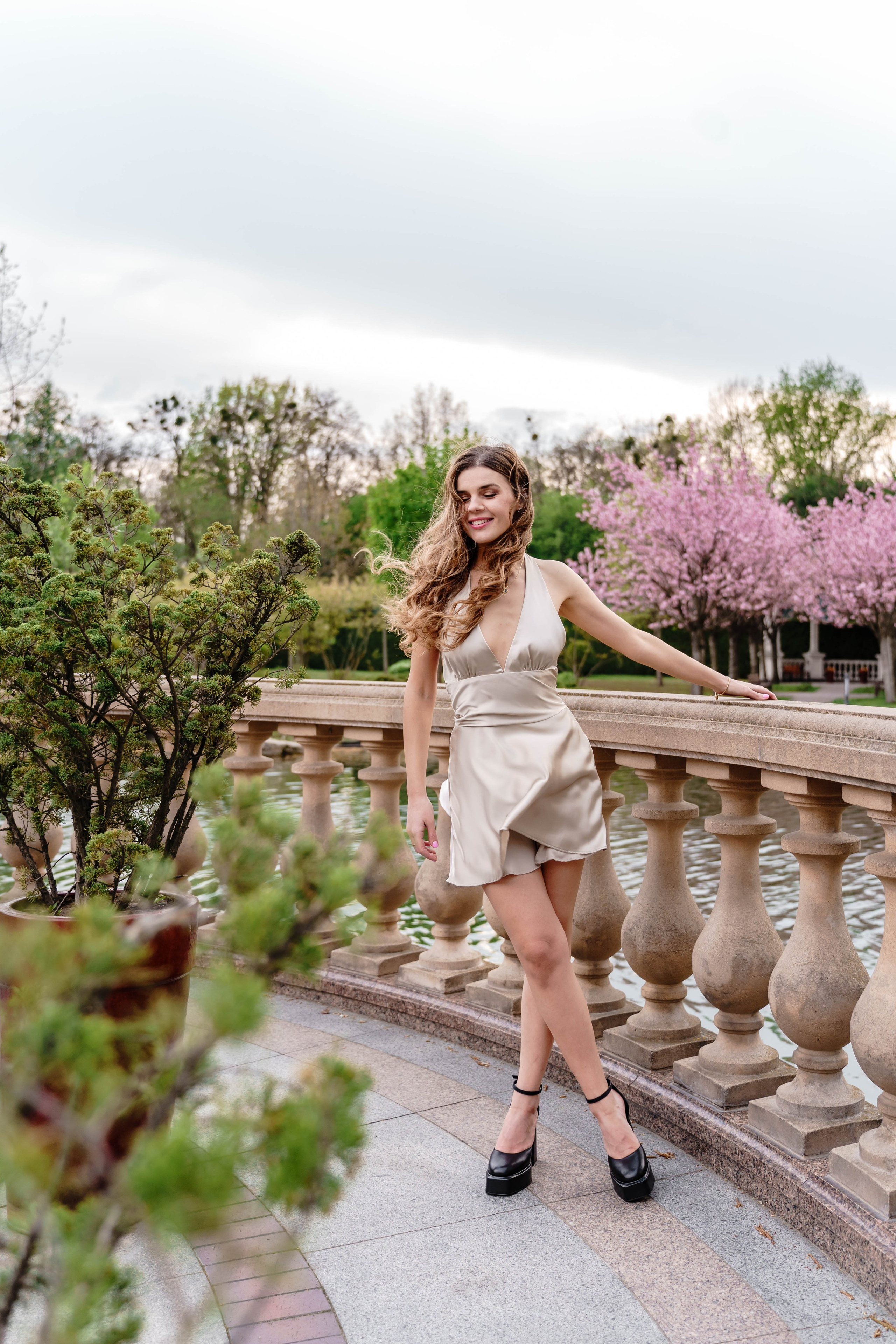 Фотосесія в сакурах. Family photographer in Kiev Natalia Shkavron