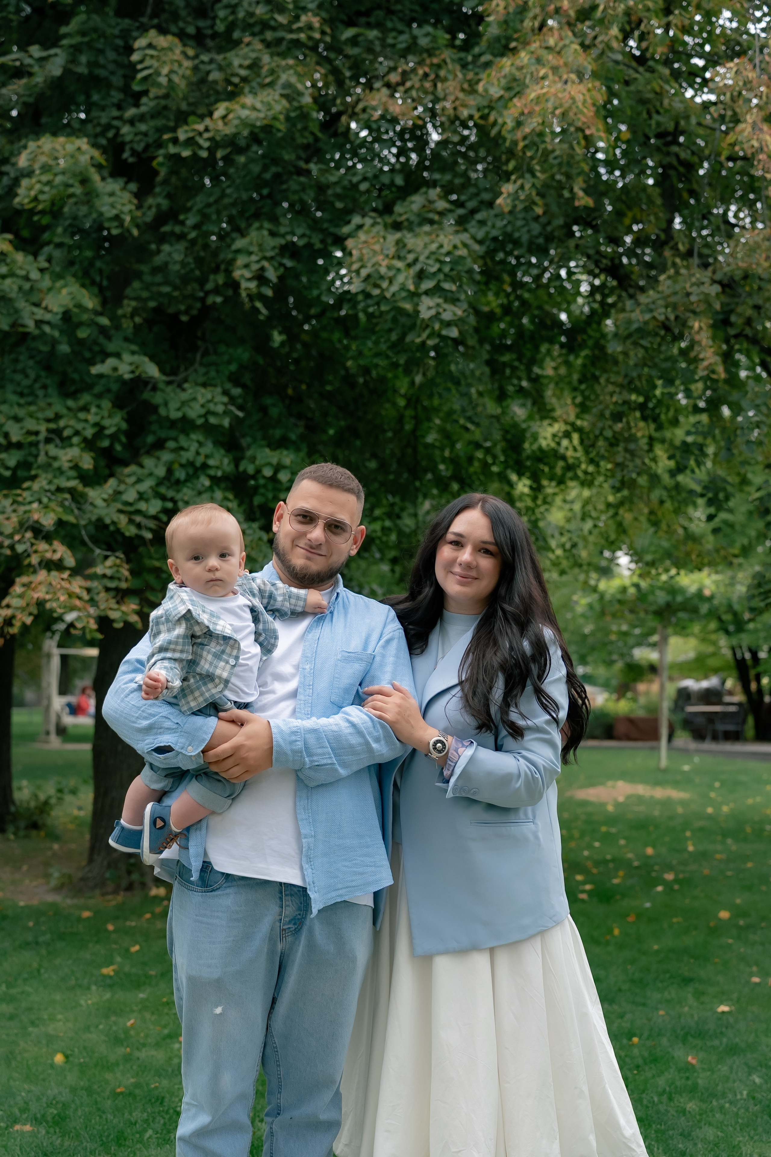 Сімейна фотосесія у парку Прага. Сімейний фотограф Київ Наталія Шкаврон