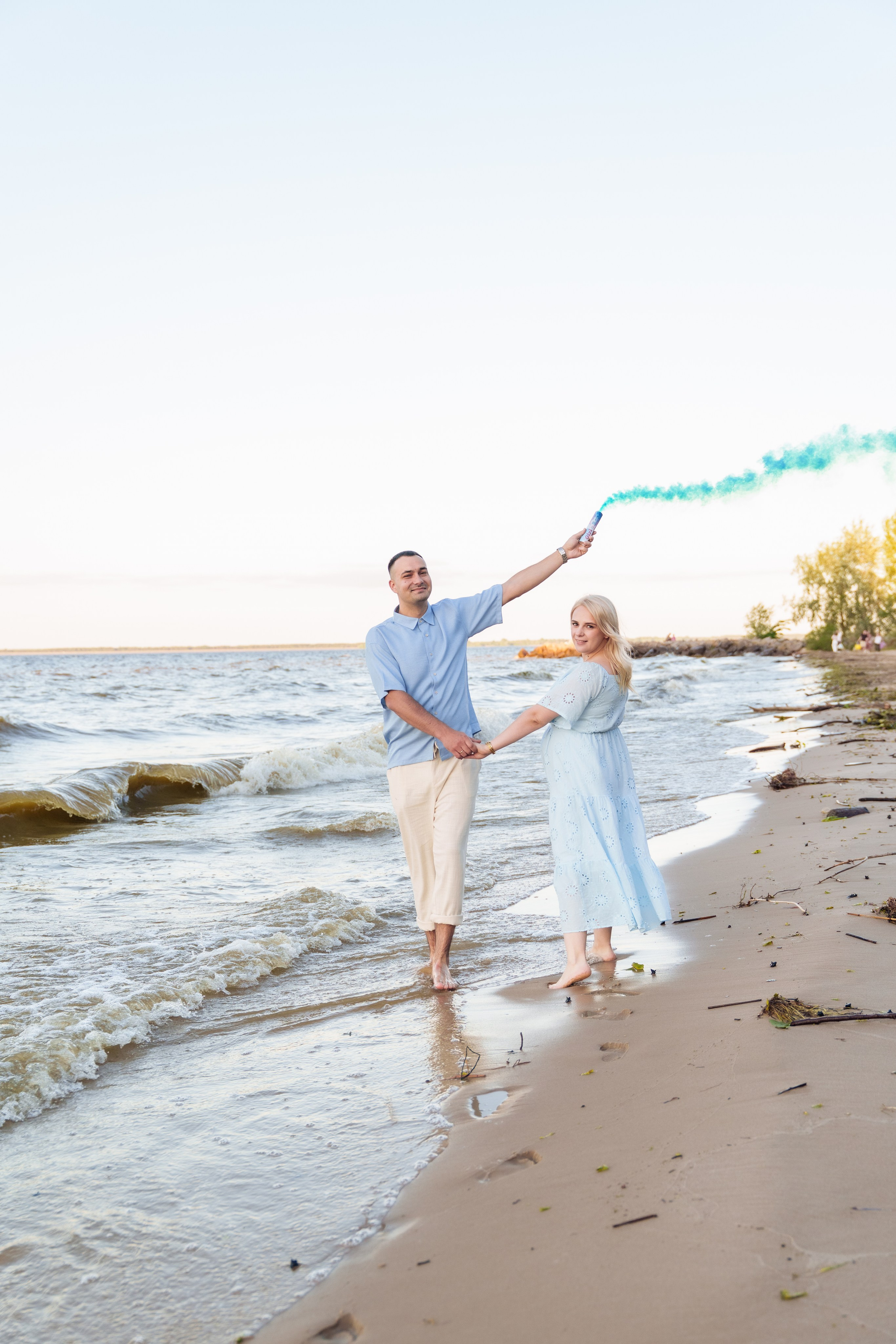 Гендер паті на Київському морі. Family photographer in Kiev Natalia Shkavron