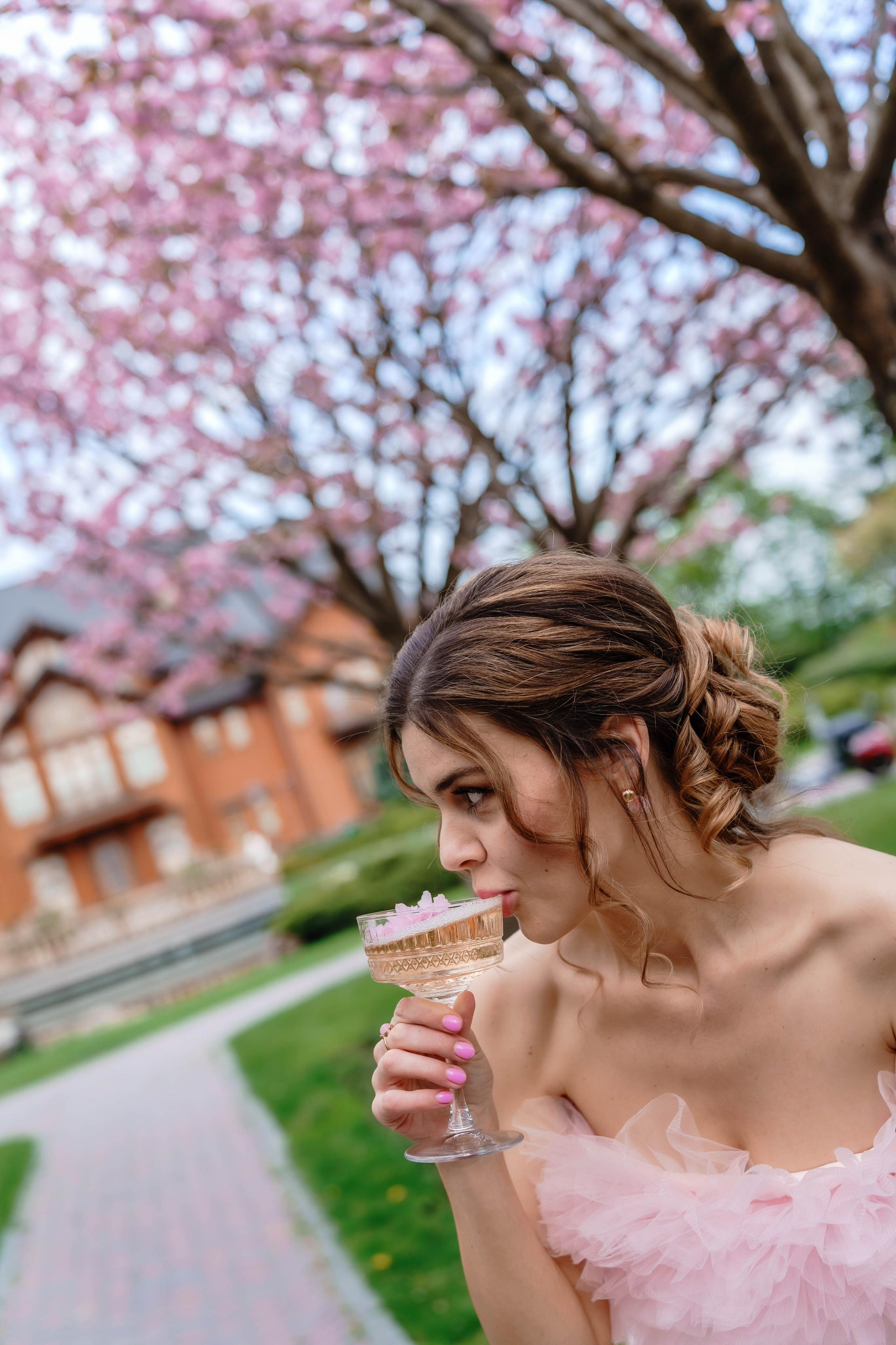 Фотосесія в сакурах. Family photographer in Kiev Natalia Shkavron