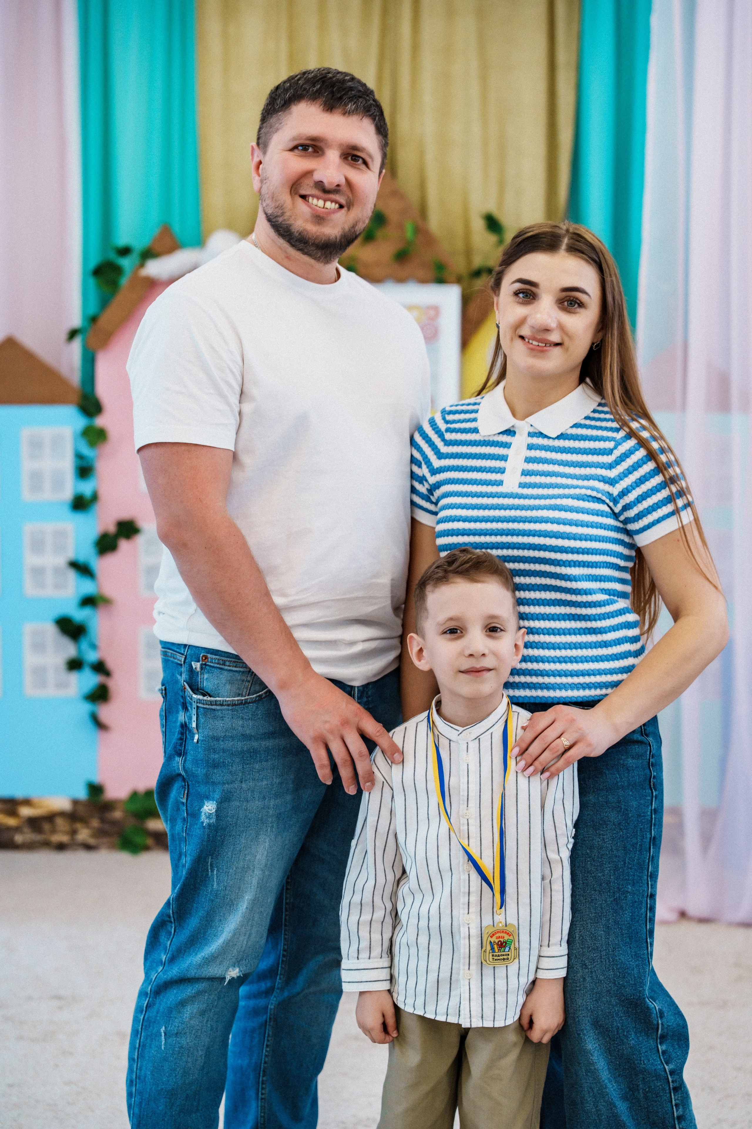 Випускний у садку. Сімейний фотограф Київ Наталія Шкаврон
