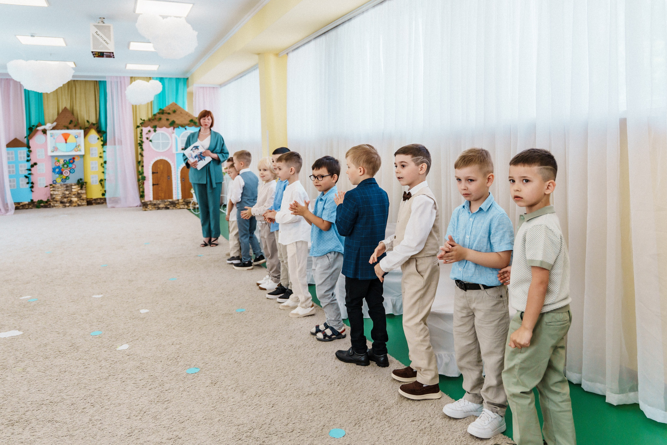 Випускний у садку. Сімейний фотограф Київ Наталія Шкаврон
