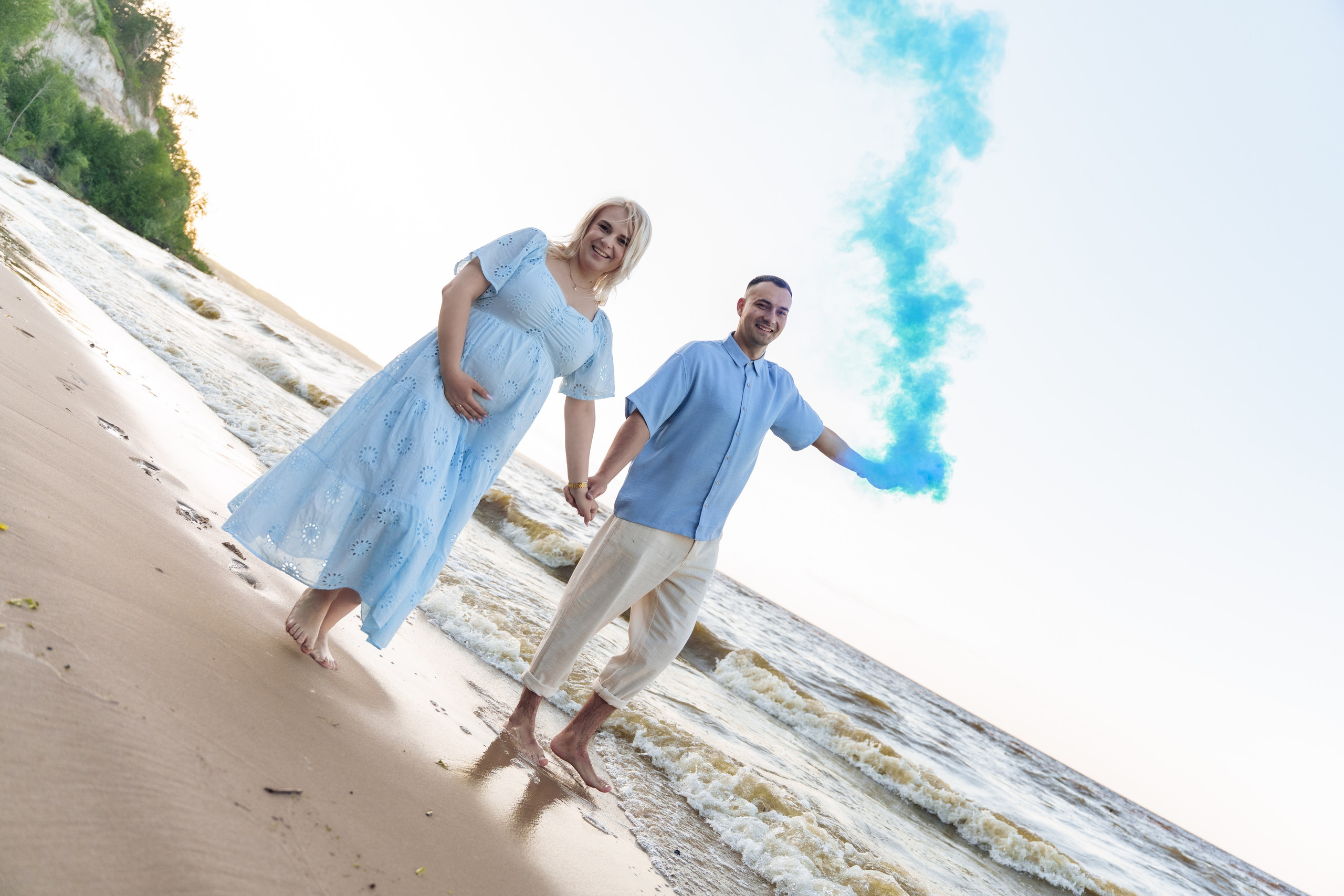 Гендер паті на Київському морі. Family photographer in Kiev Natalia Shkavron