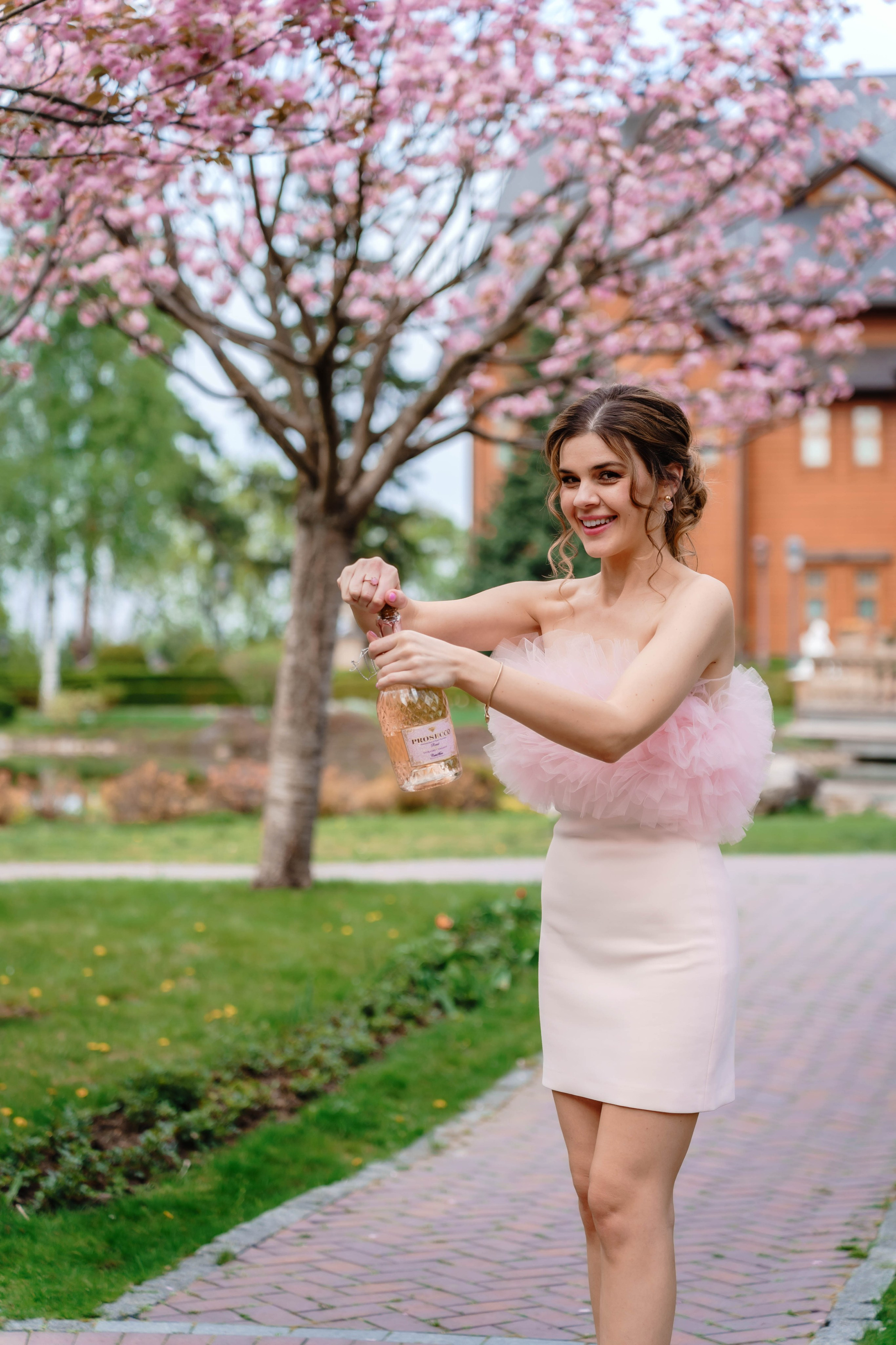 Фотосесія в сакурах. Family photographer in Kiev Natalia Shkavron