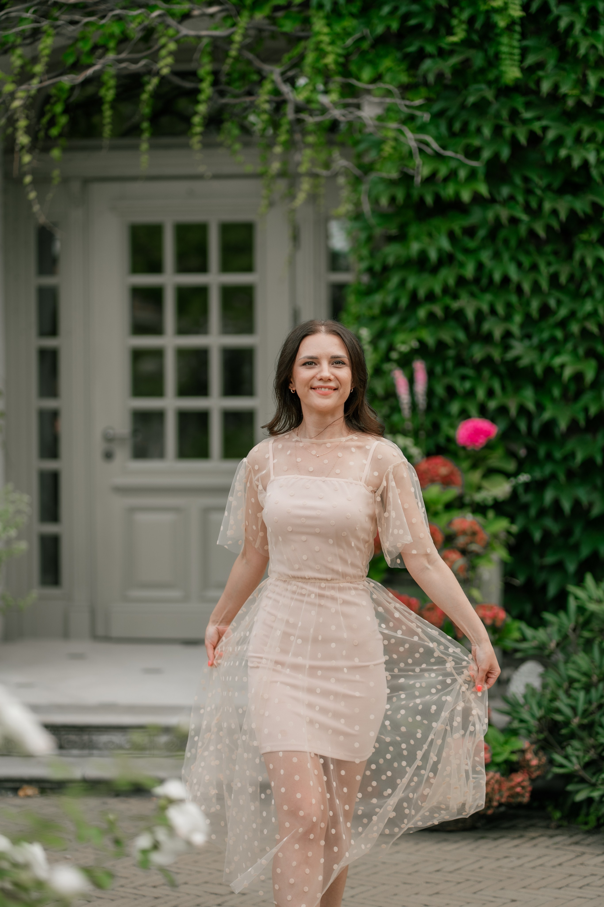 Фотосеся індивідуальна в гортензіях. Сімейний фотограф Київ Наталія Шкаврон