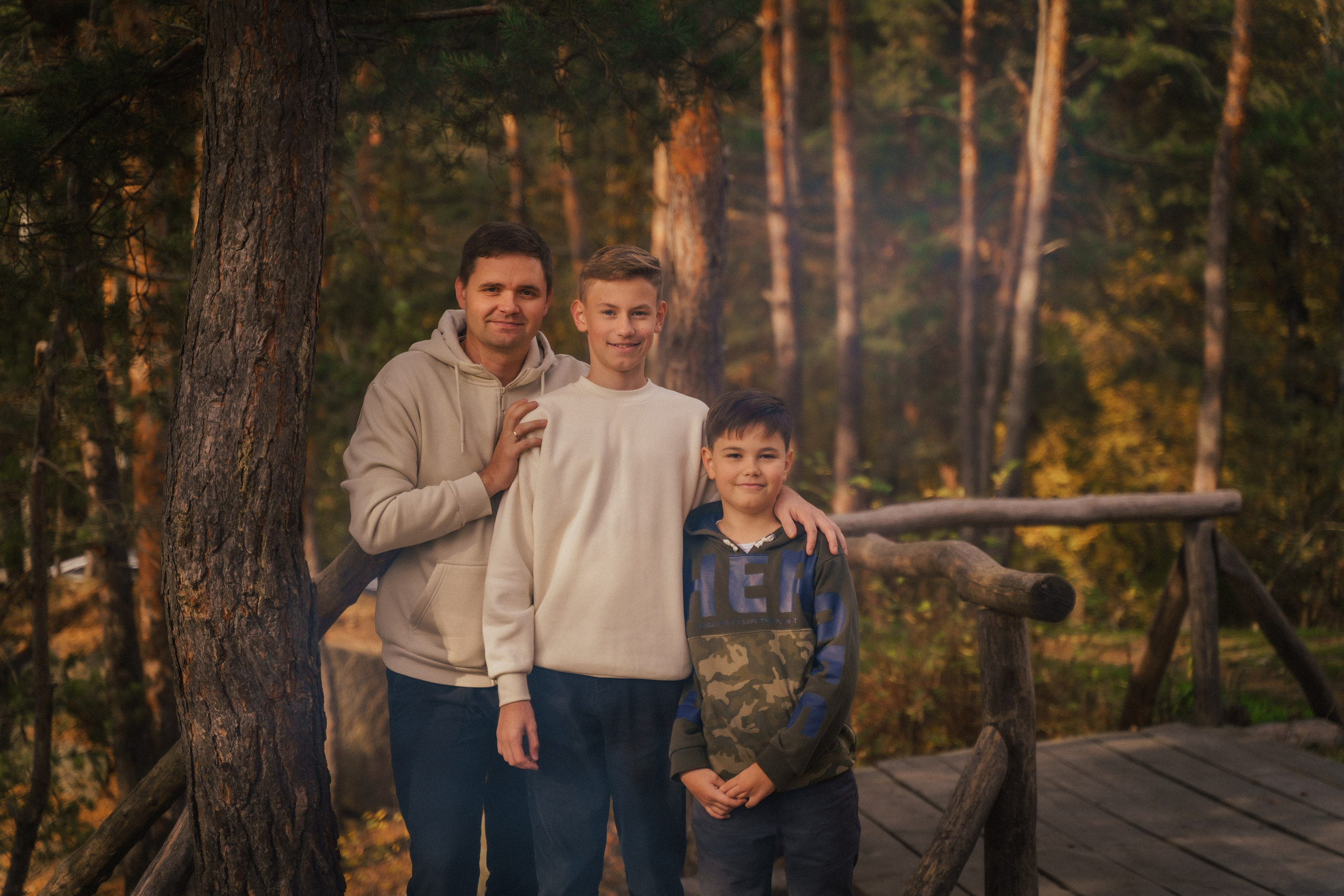 Сімейна фотосесія на природі біля Коростишівського карєру. Сімейний фотограф Київ Наталія Шкаврон