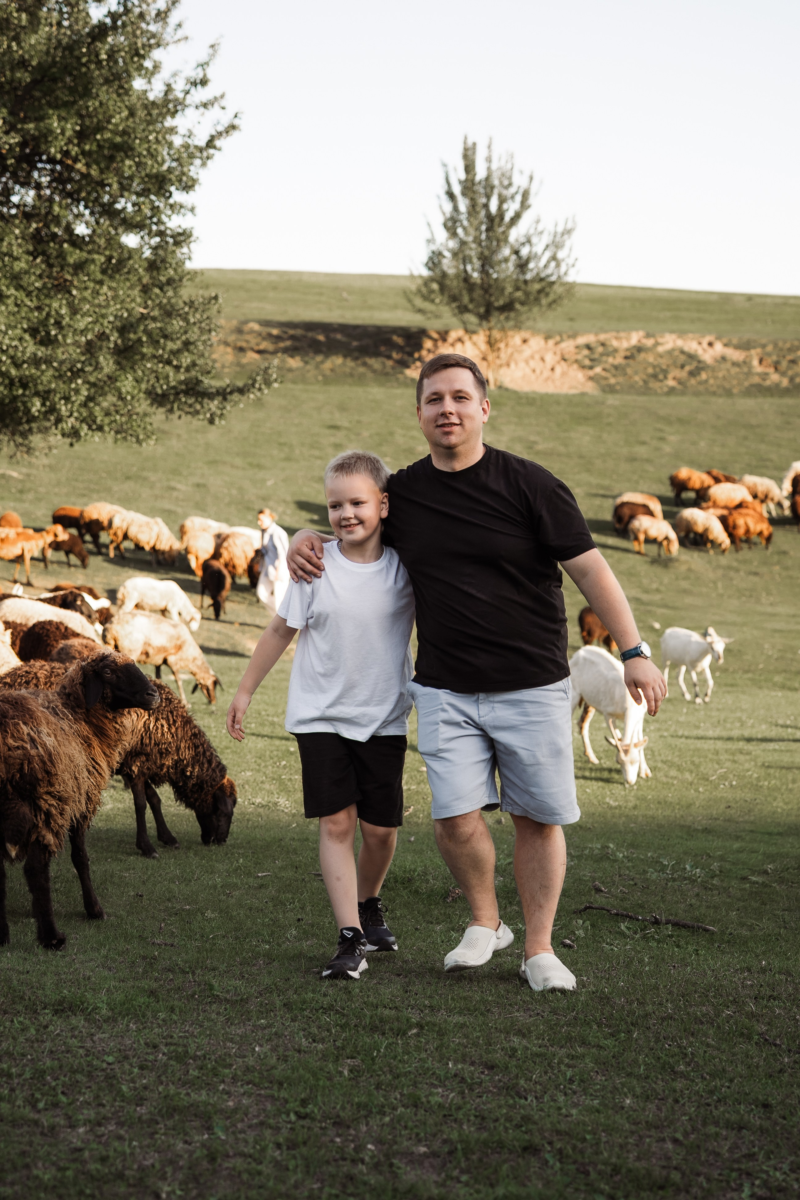 Святкування 1-го дня народження на овечій фермі. Family photographer in Kiev Natalia Shkavron