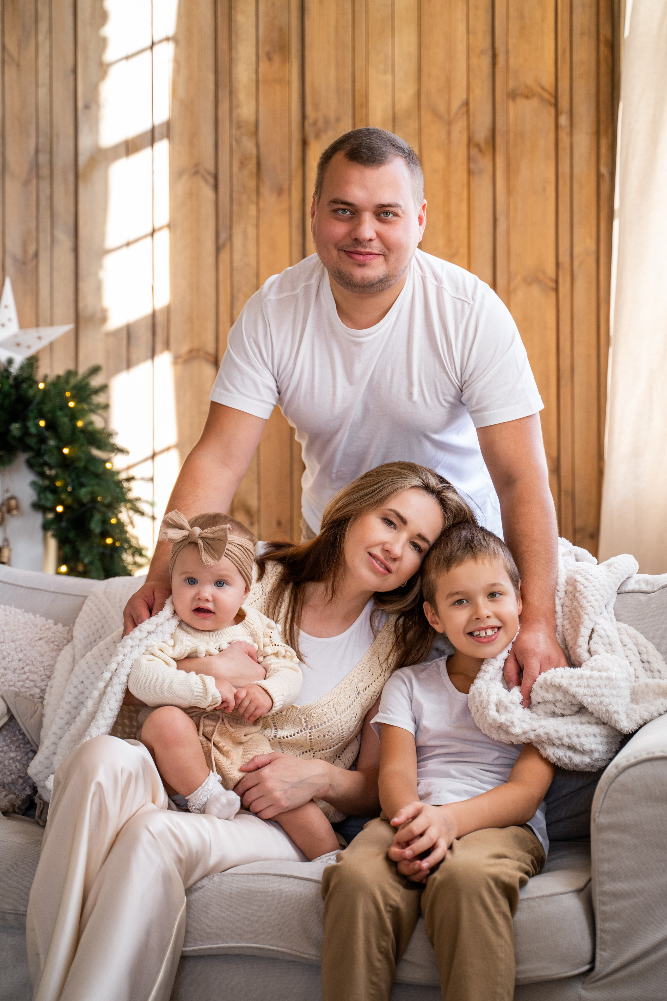 Новорічна фотосесія в студії Київ. Сімейний фотограф Київ Наталія Шкаврон