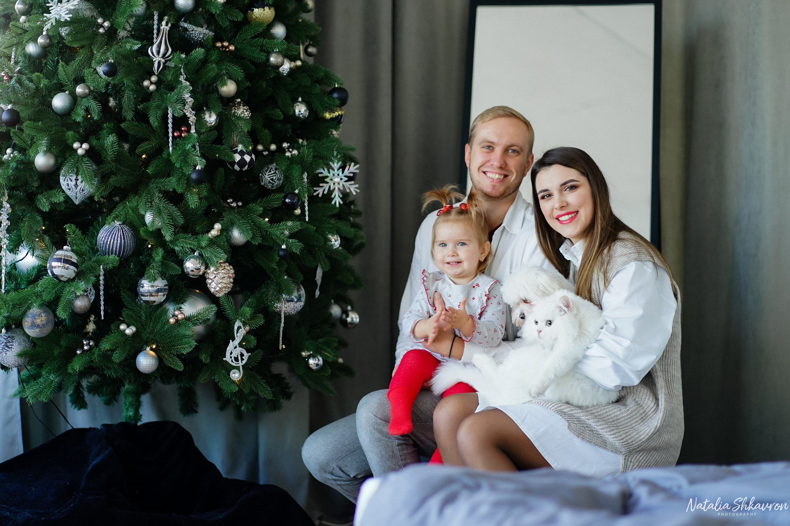 Новорічна сімейна фотосесія. Family photographer in Kiev Natalia Shkavron