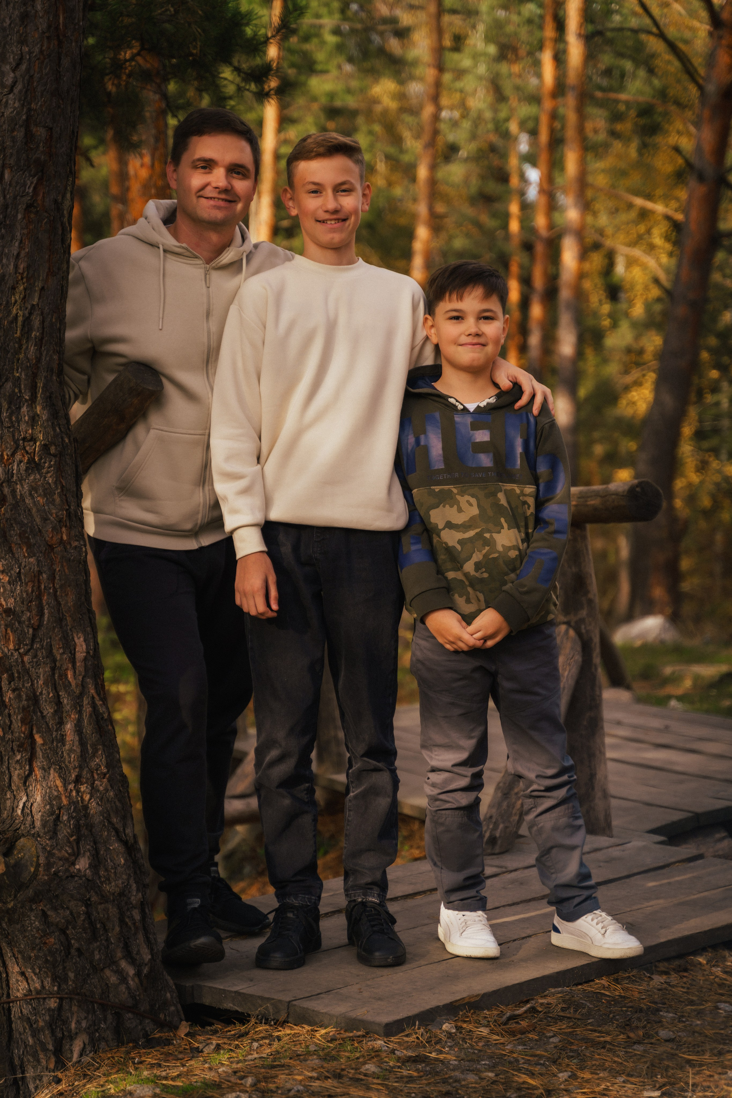 Сімейна фотосесія на природі біля Коростишівського карєру. Сімейний фотограф Київ Наталія Шкаврон