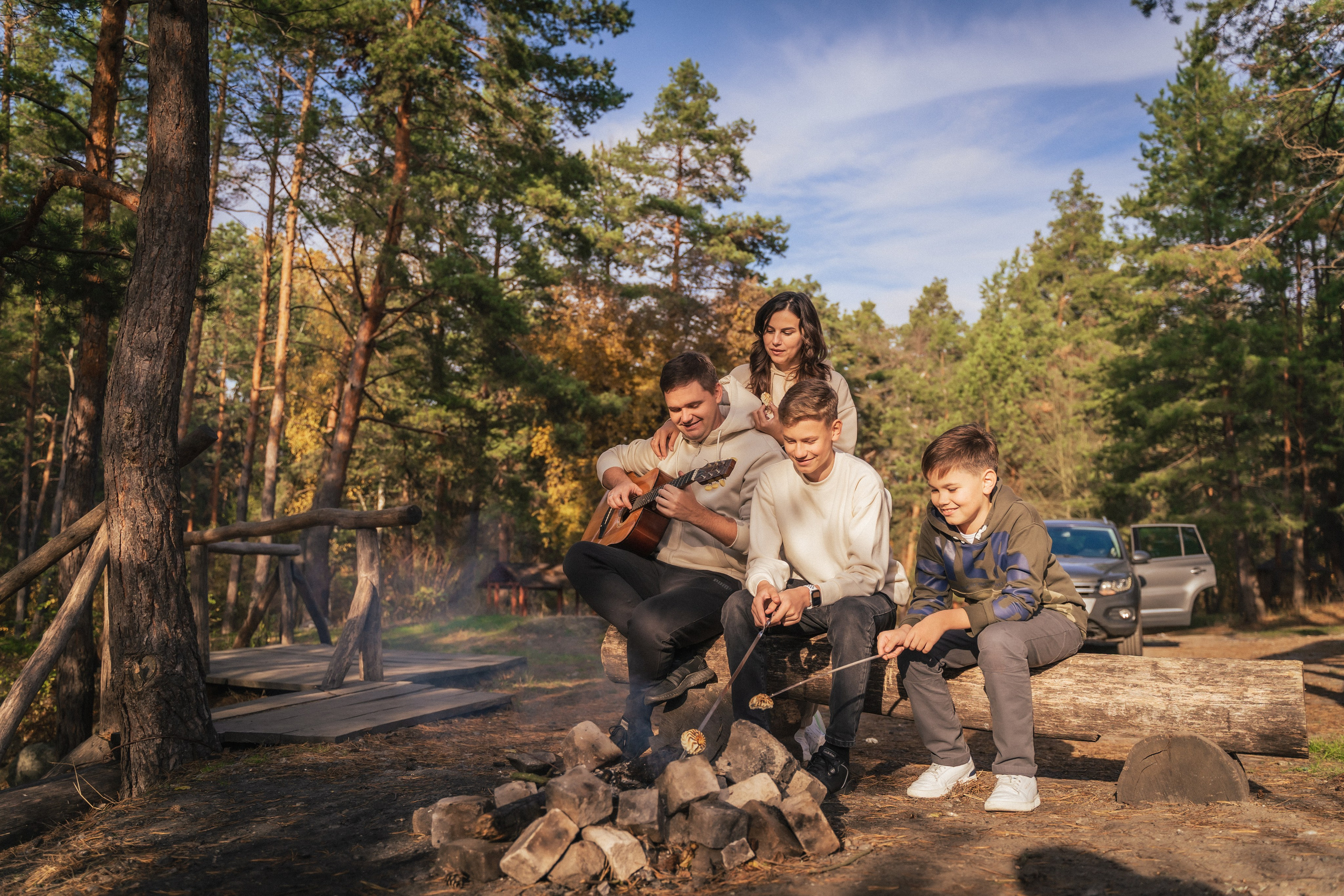 Сімейна фотосесія на природі біля Коростишівського карєру. Сімейний фотограф Київ Наталія Шкаврон
