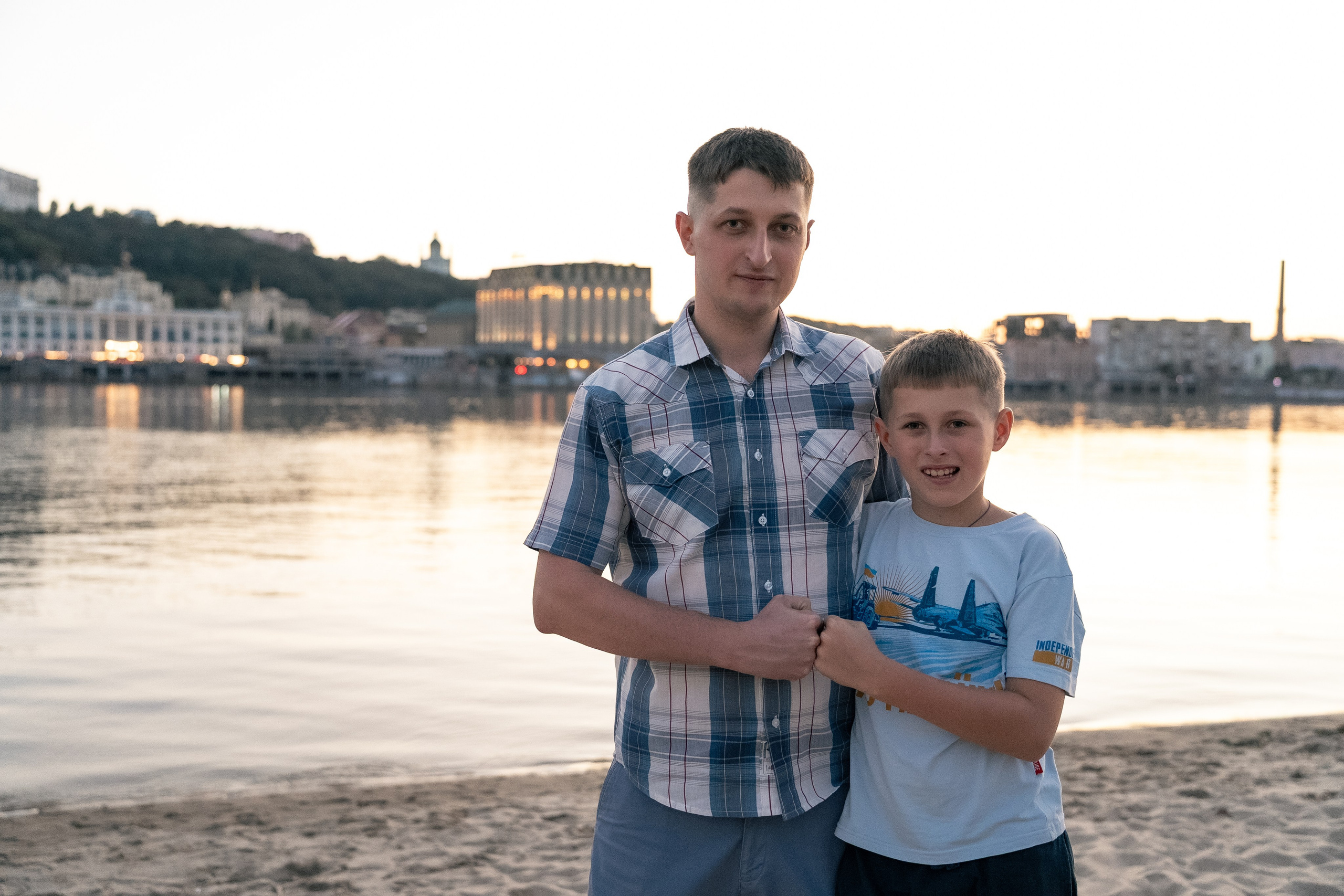 Сімейна фотосесія на Трухановому острові. Сімейний фотограф Київ Наталія Шкаврон