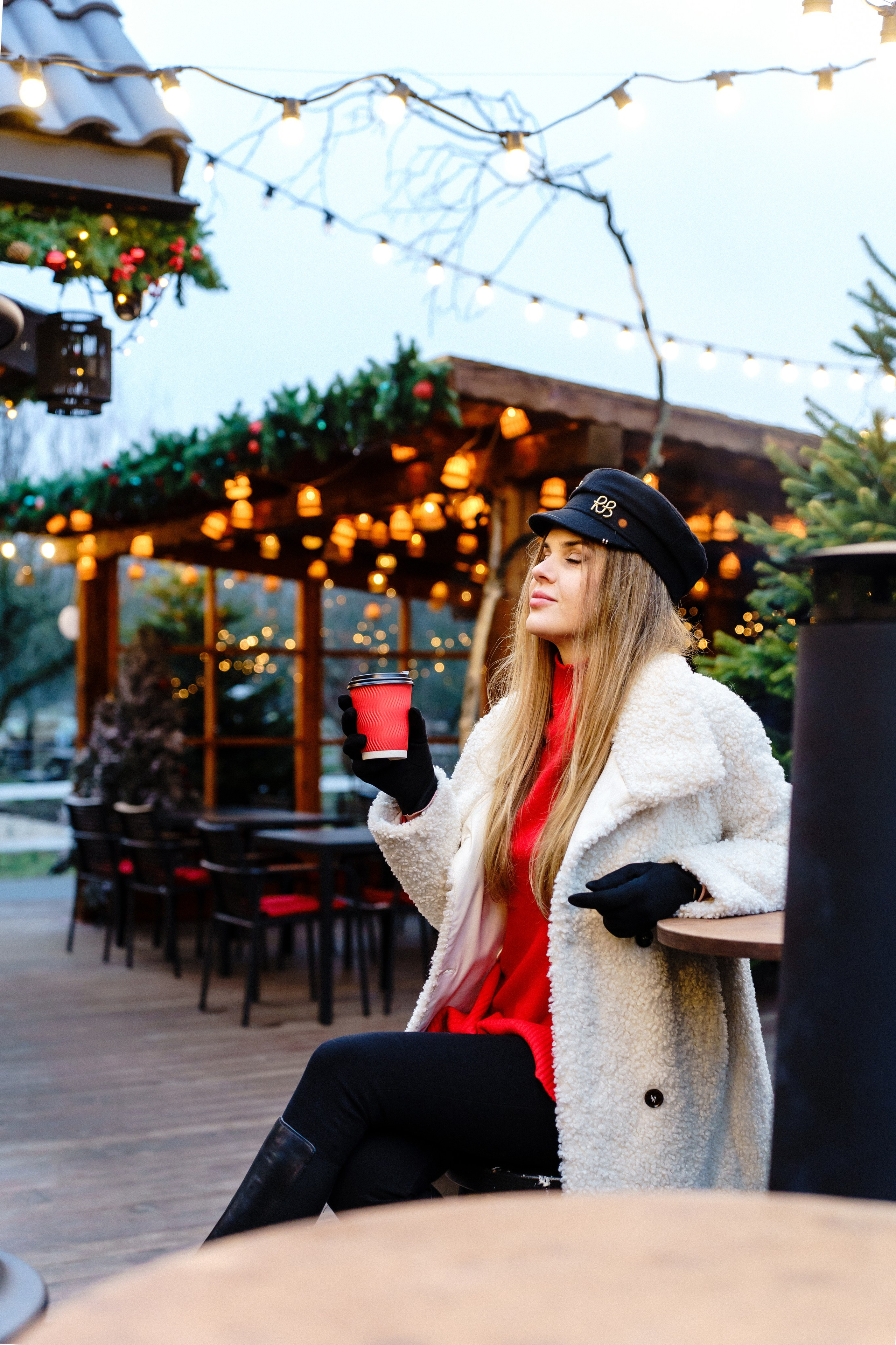 Новорічна індивідуальна фотосесія на ВДНГ. Сімейний фотограф Київ Наталія Шкаврон