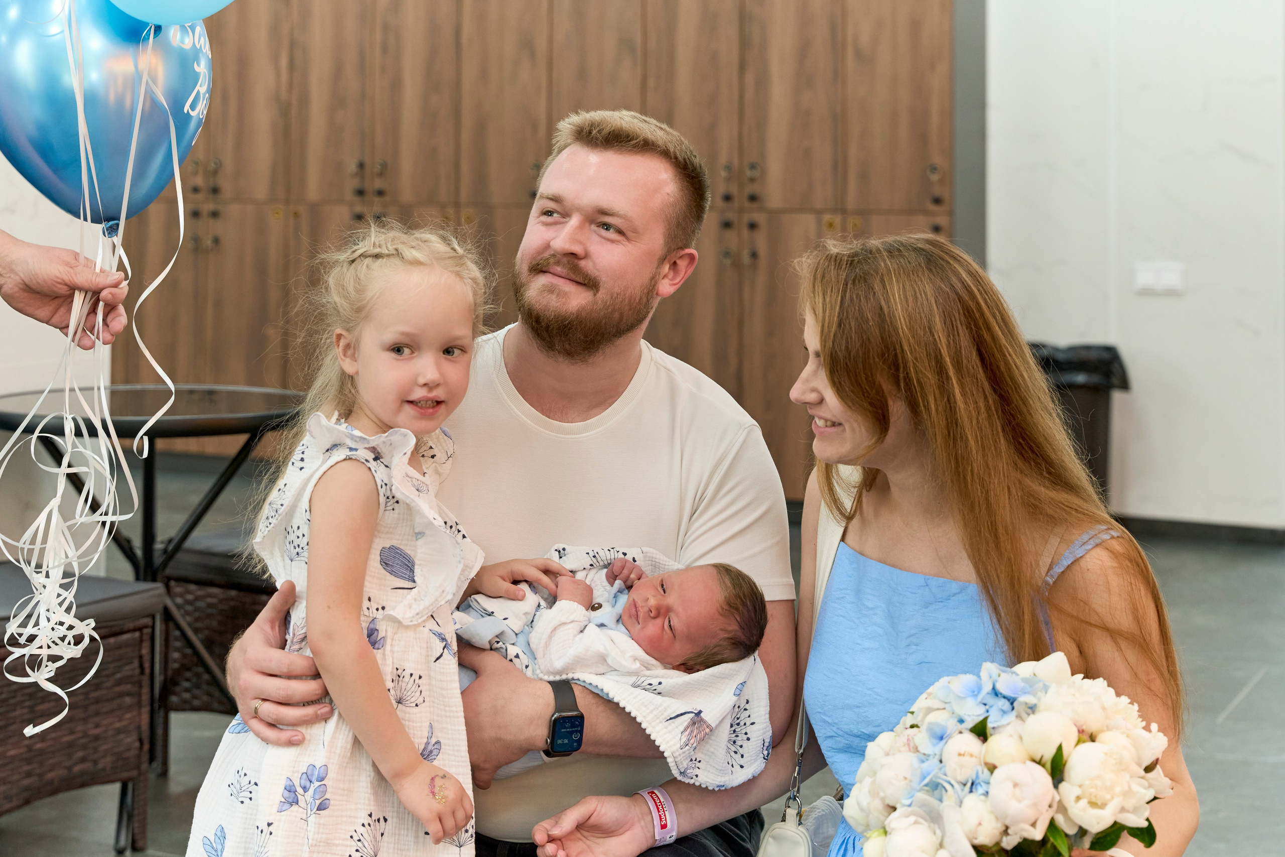 Виписка з пологового №3. Family photographer in Kiev Natalia Shkavron