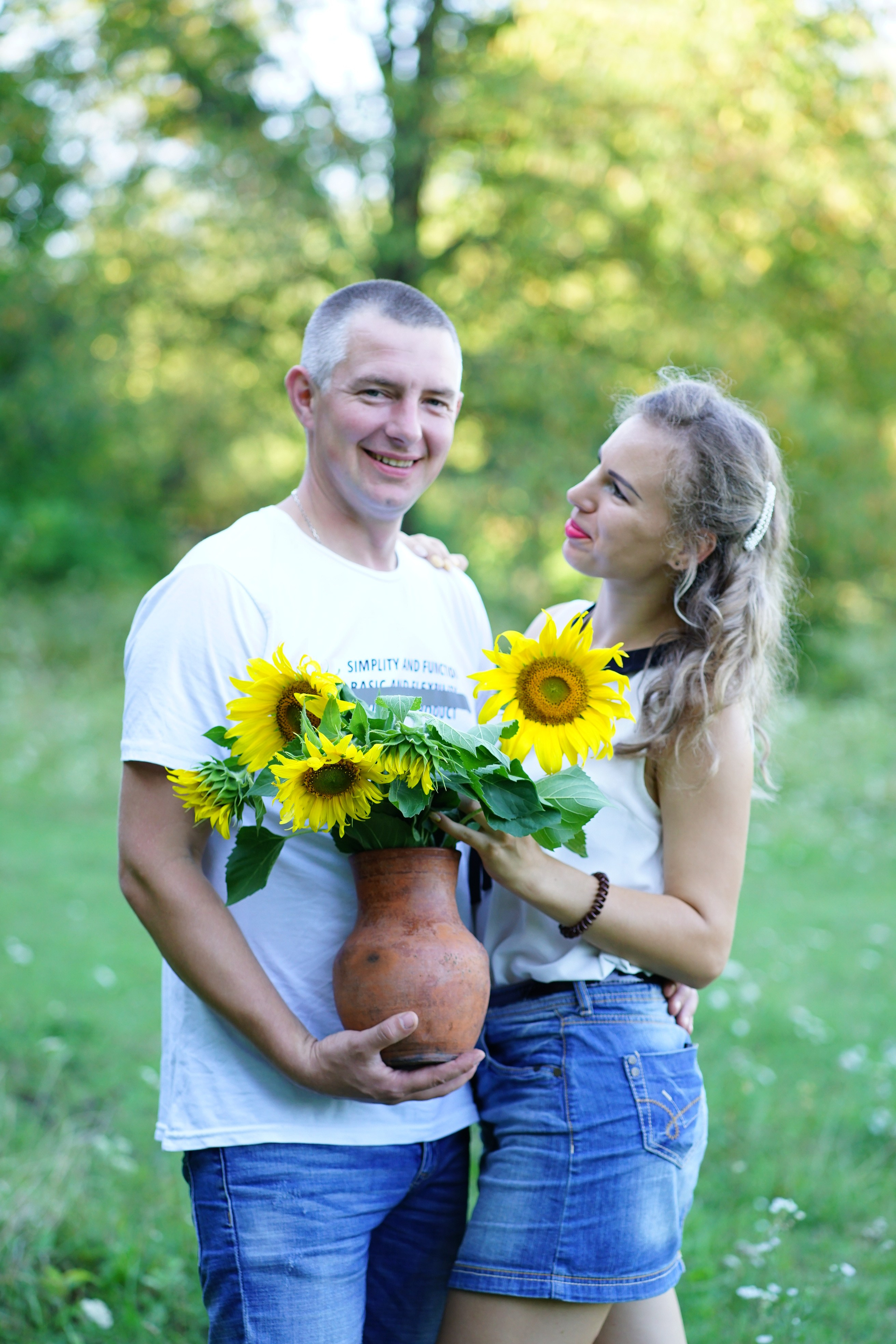 Сімейна фотосесія з кавунами. Family photographer in Kiev Natalia Shkavron