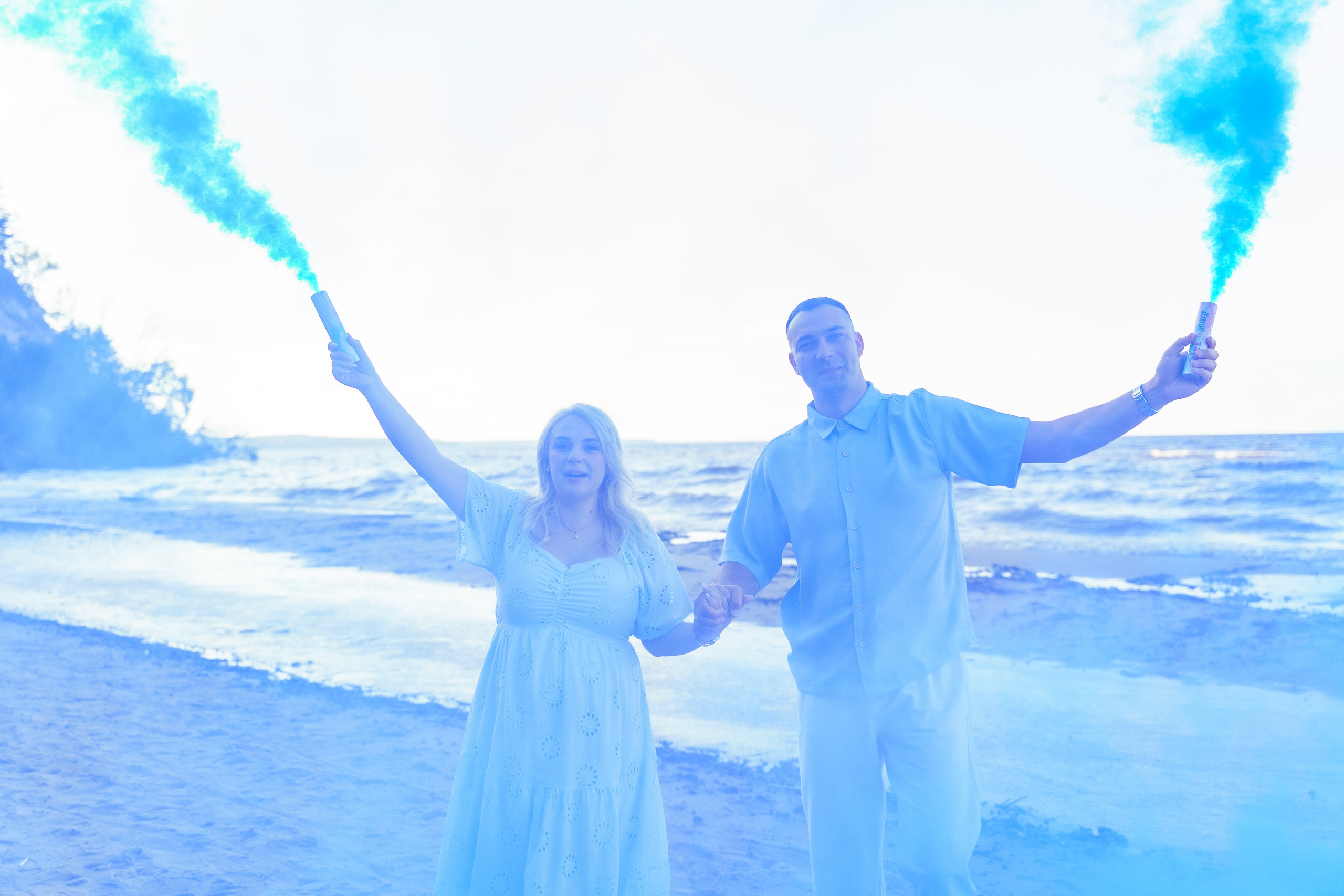 Гендер паті на Київському морі. Family photographer in Kiev Natalia Shkavron