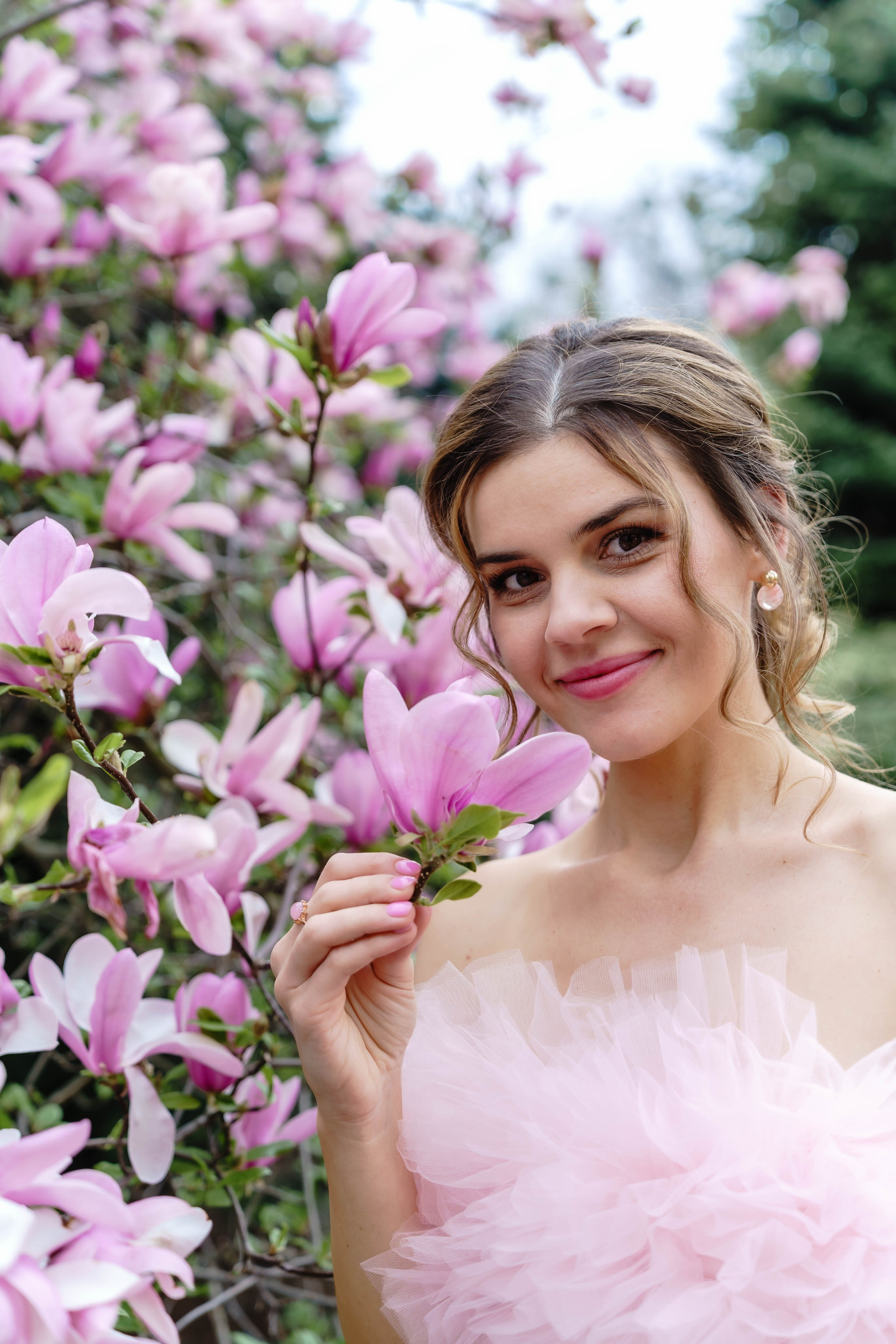 Фотосесія в магноліях. Сімейний фотограф Київ Наталія Шкаврон