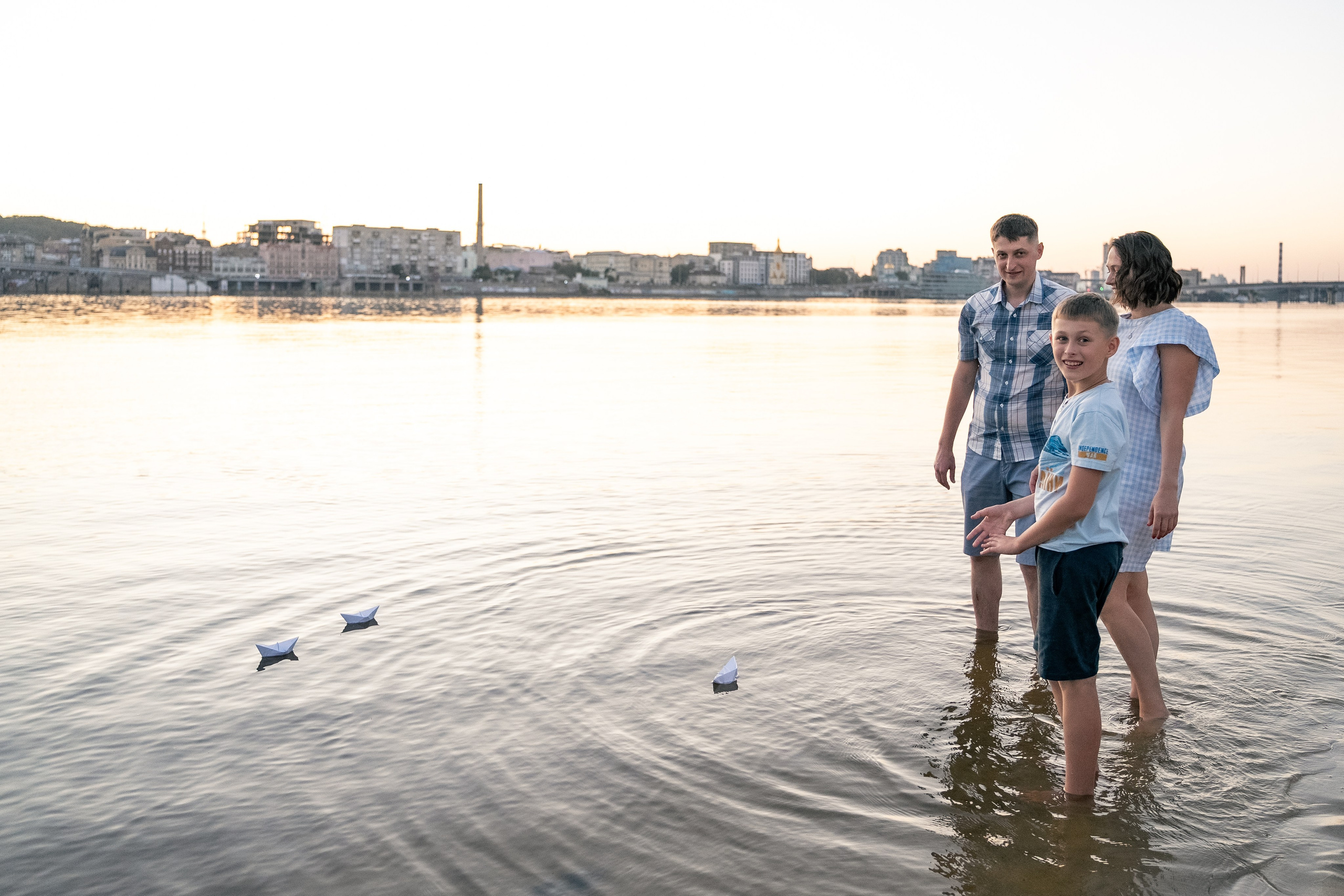 Сімейна фотосесія на Трухановому острові. Сімейний фотограф Київ Наталія Шкаврон