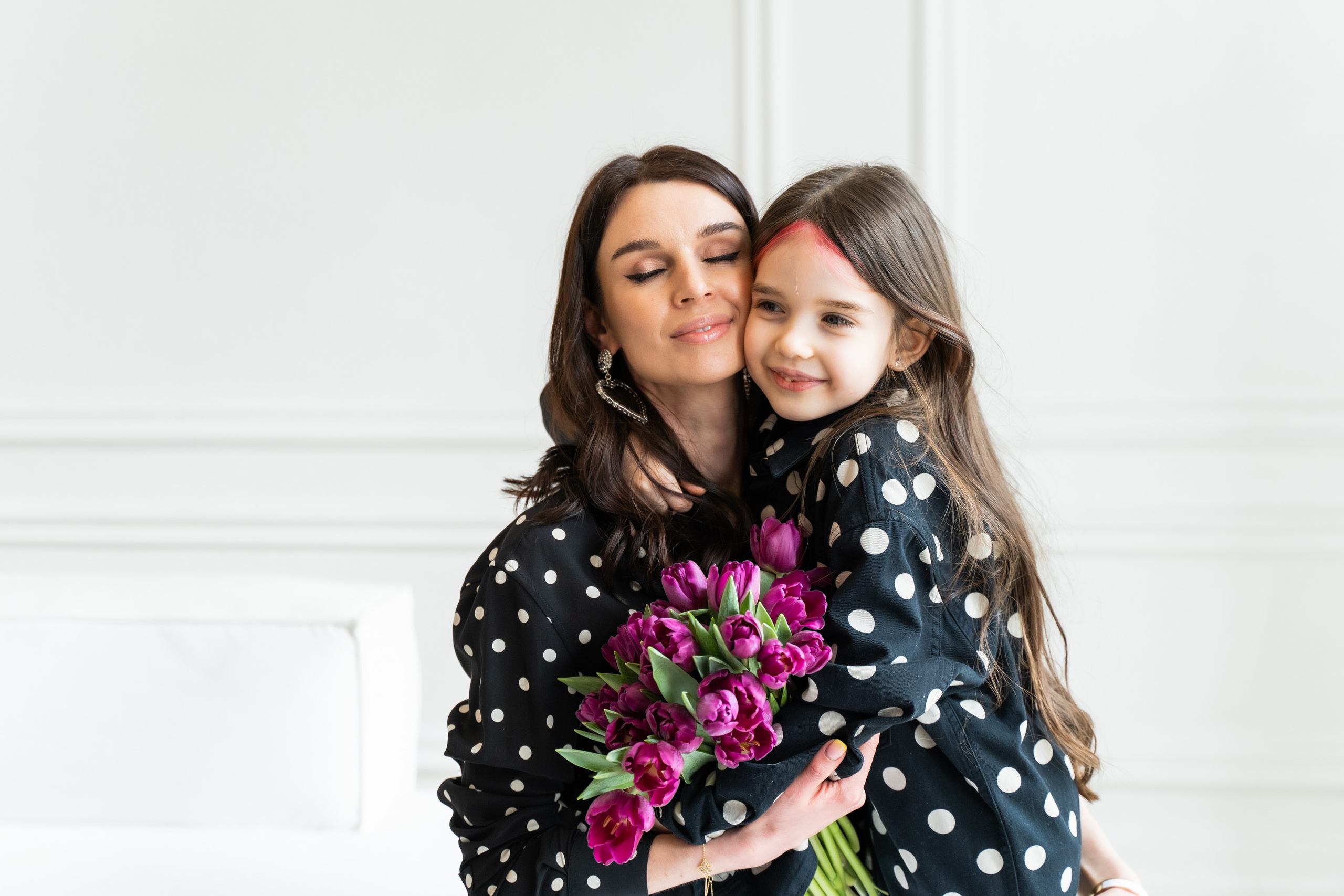 Фотосесія мама та доня до дня 8 березня. Family photographer in Kiev Natalia Shkavron