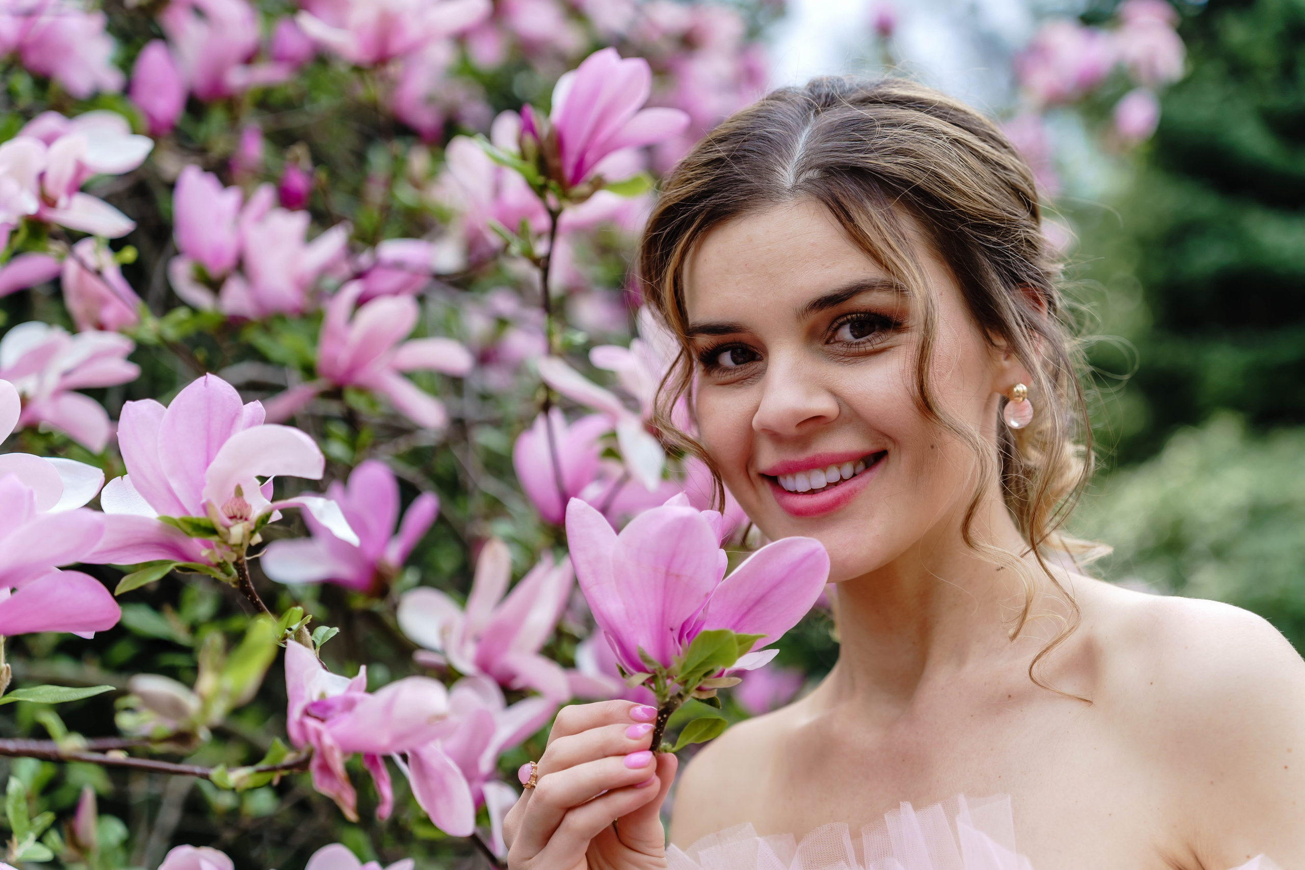 Фотосесія в магноліях. Сімейний фотограф Київ Наталія Шкаврон