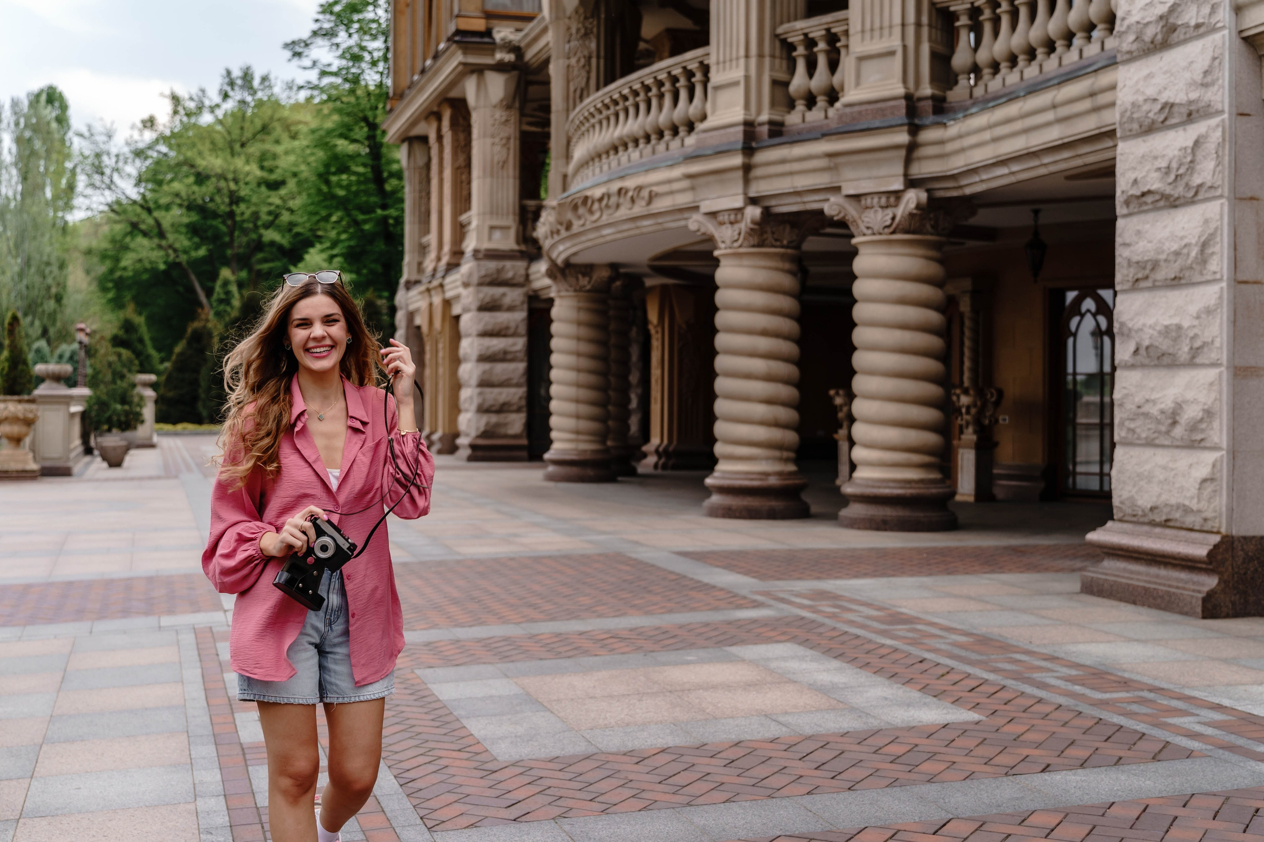 Фотосесія в сакурах. Family photographer in Kiev Natalia Shkavron