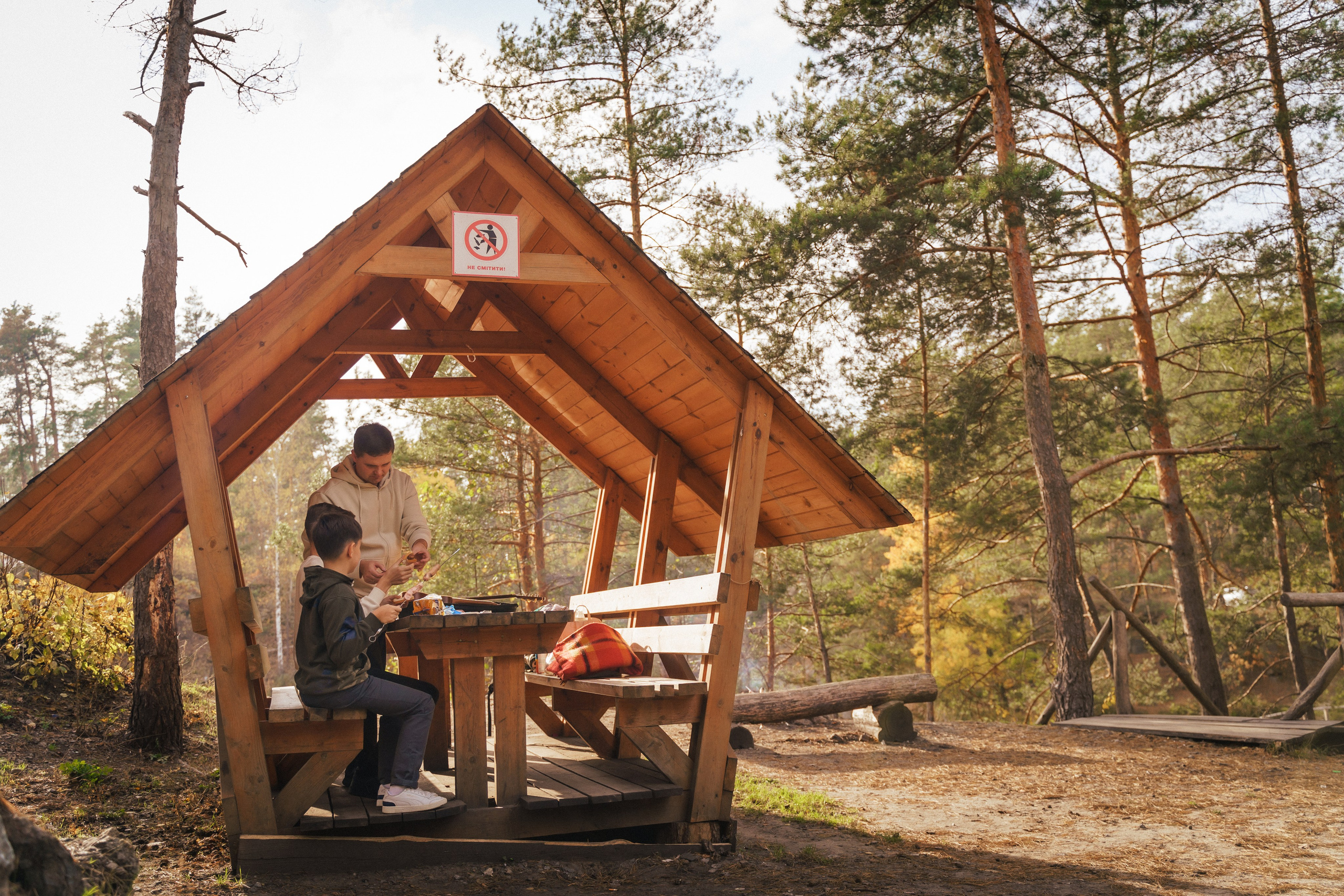 Сімейна фотосесія на природі біля Коростишівського карєру. Сімейний фотограф Київ Наталія Шкаврон