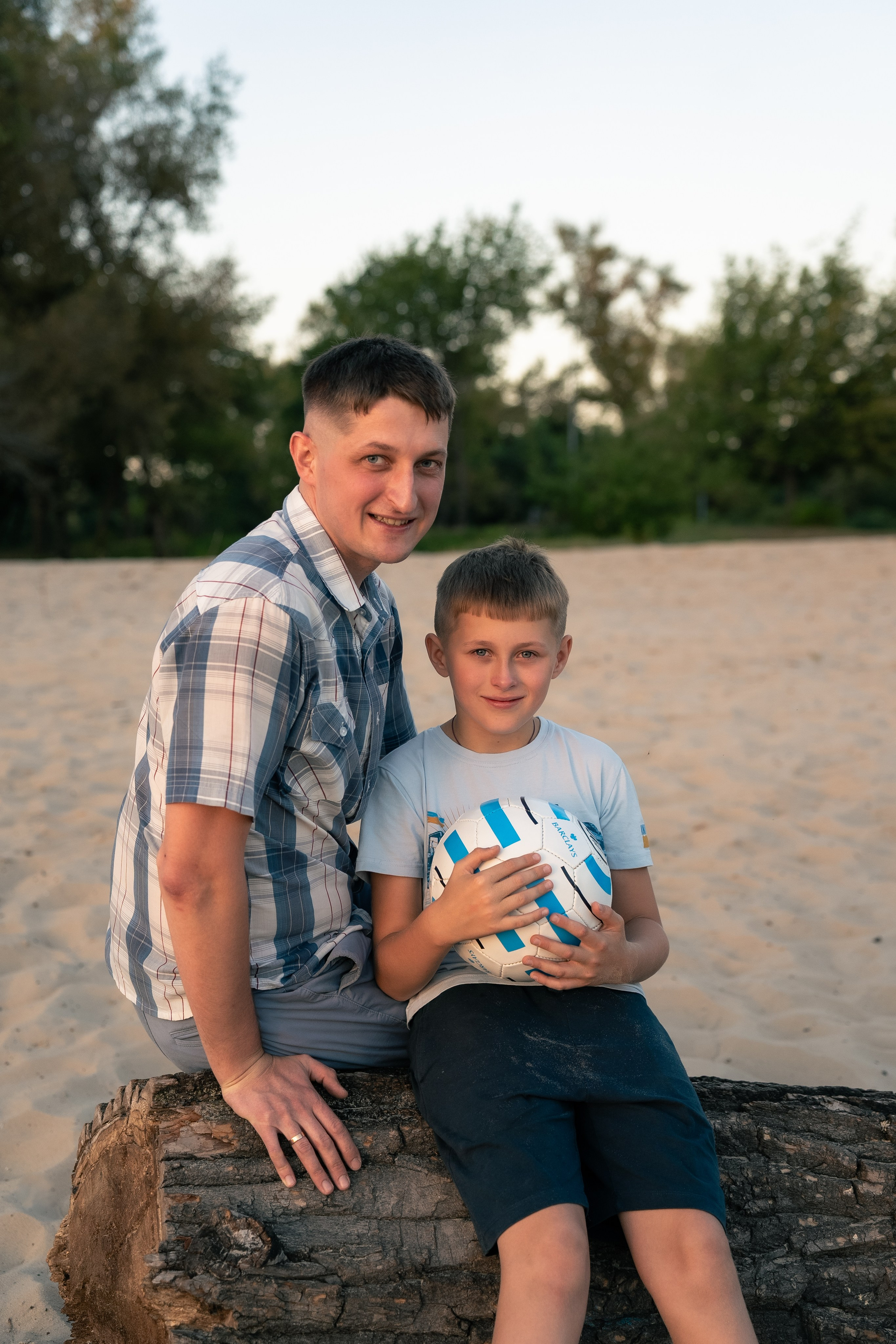 Сімейна фотосесія на Трухановому острові. Сімейний фотограф Київ Наталія Шкаврон