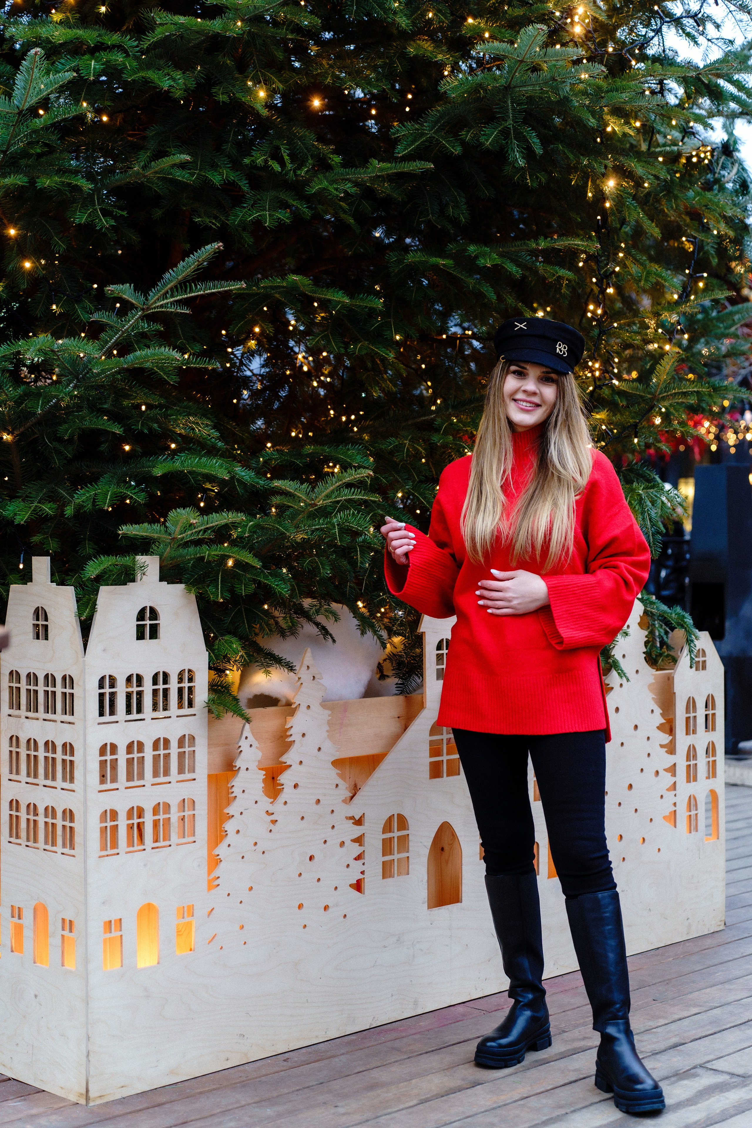 Новорічна індивідуальна фотосесія на ВДНГ. Сімейний фотограф Київ Наталія Шкаврон