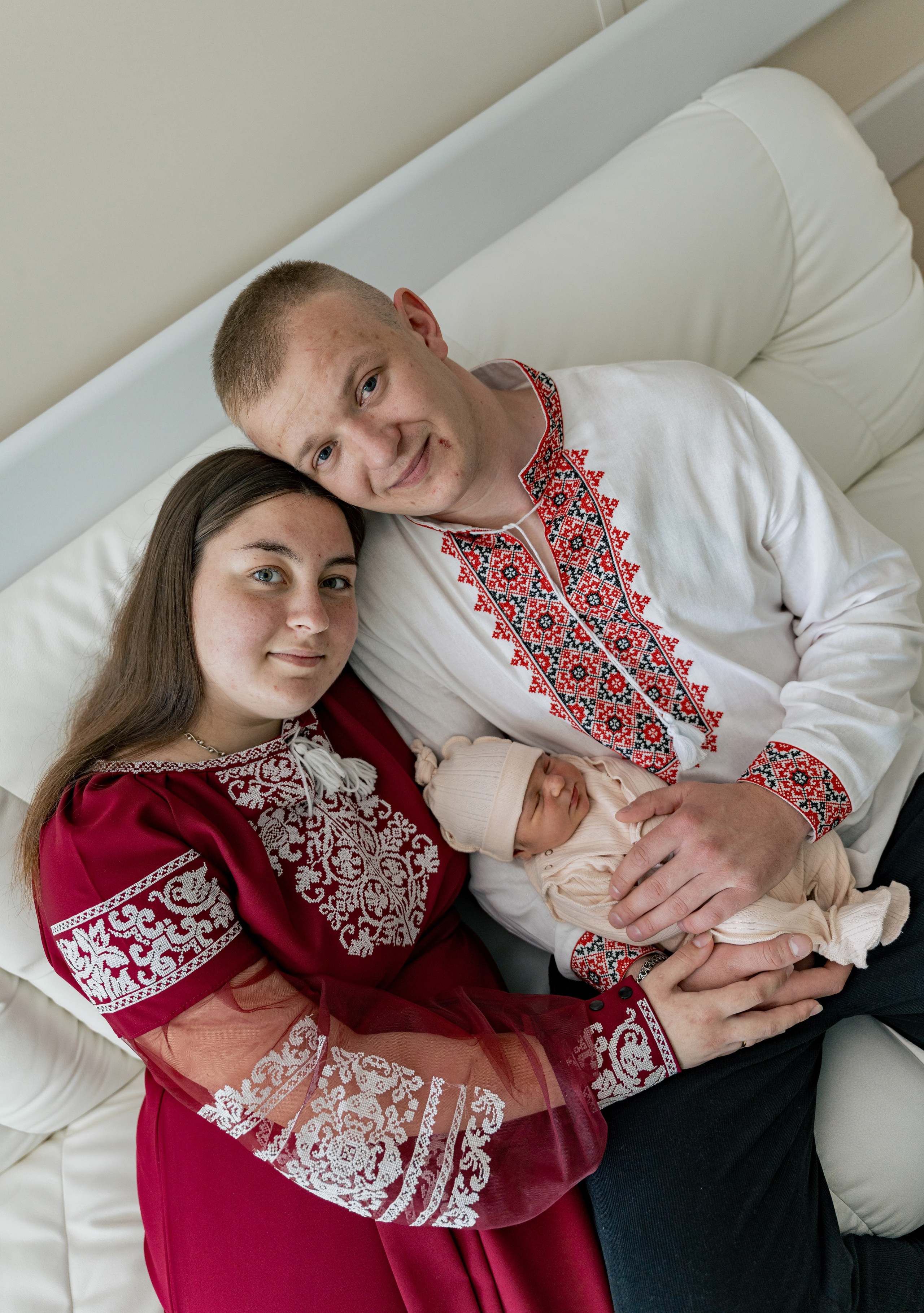 Виписка з пологового №3. Сімейний фотограф Київ Наталія Шкаврон